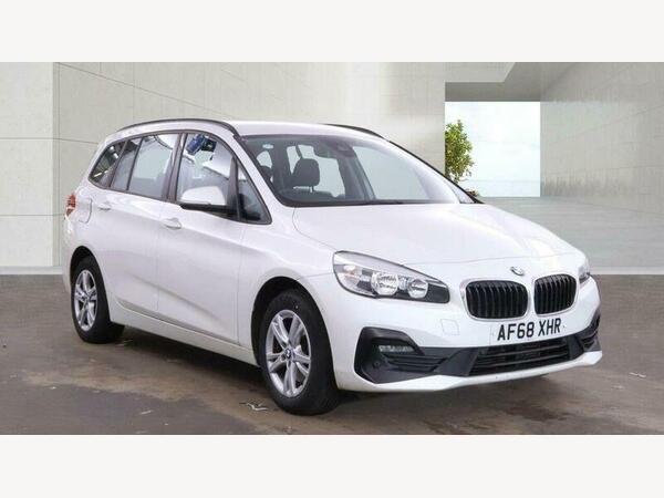 White 2018 BMW 2 Series Estate Front-wheel drive Manual