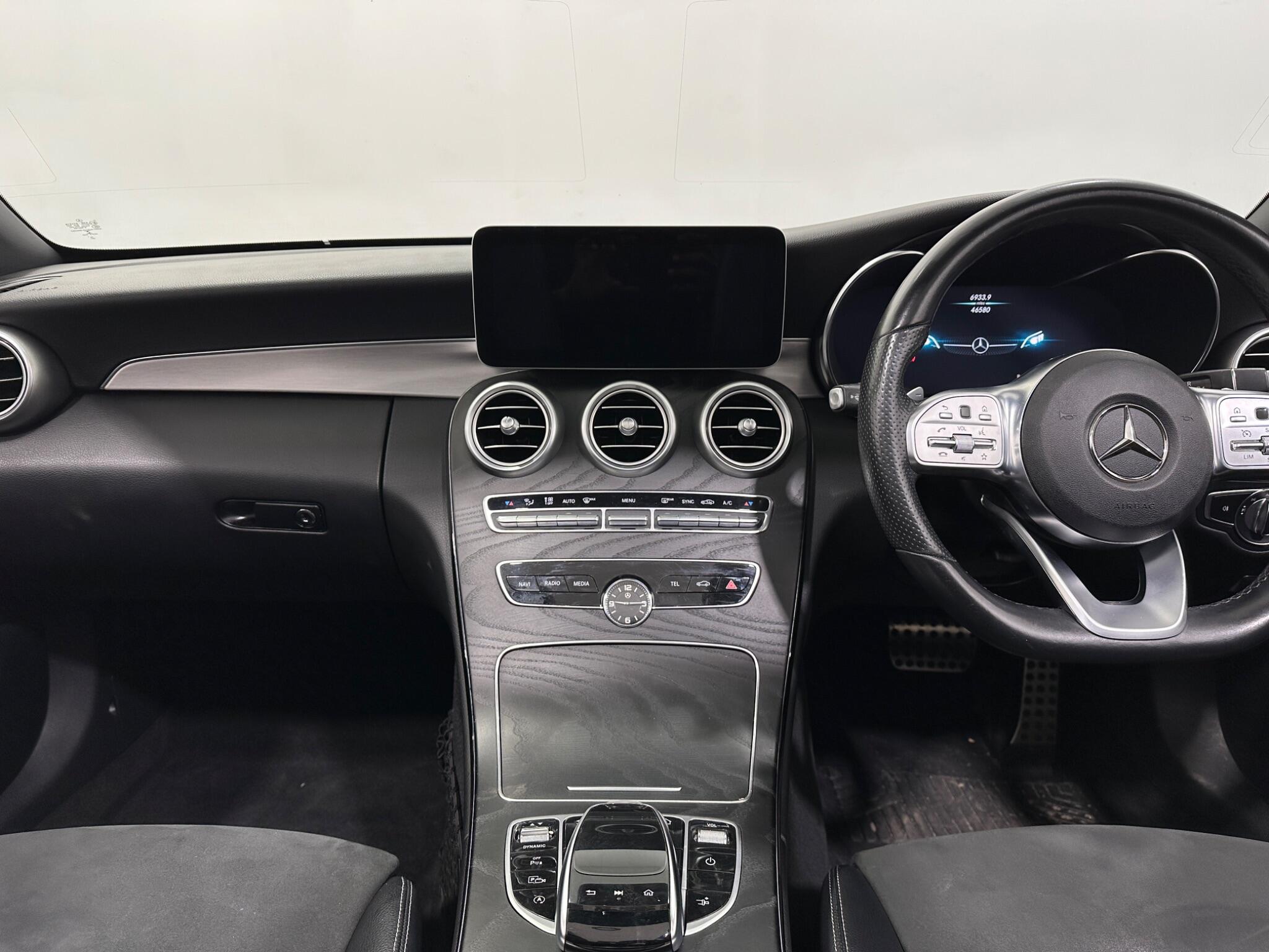 Mercedes-Benz C-Class view 21