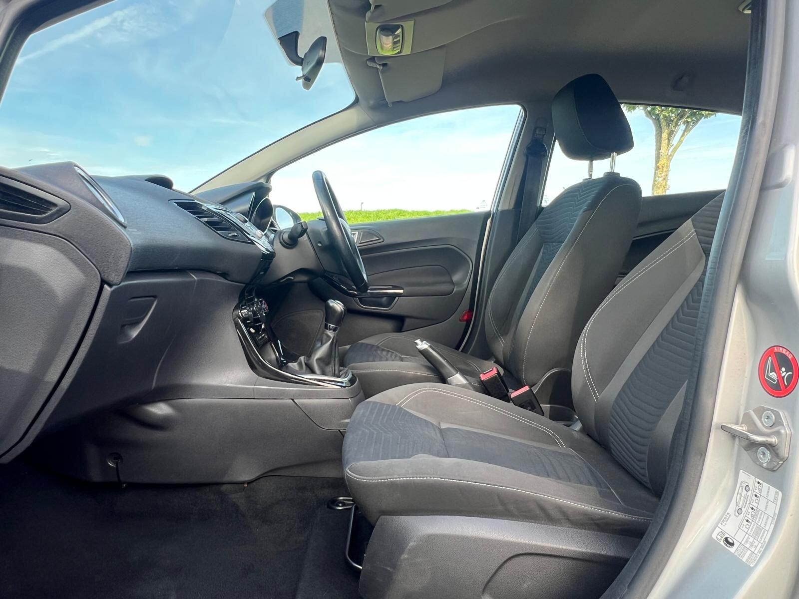 Ford Fiesta view 17