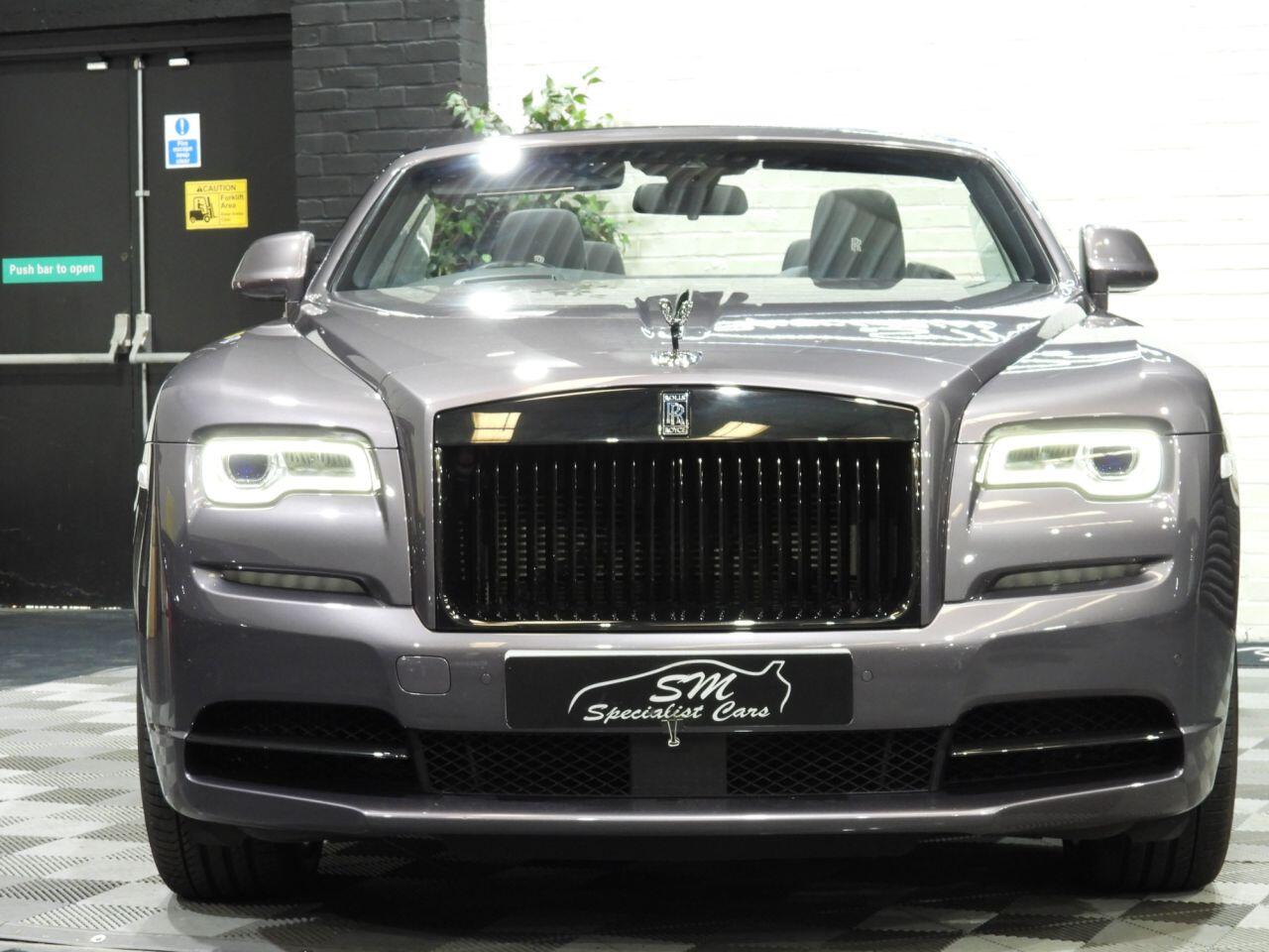 Rolls-Royce Dawn view 39