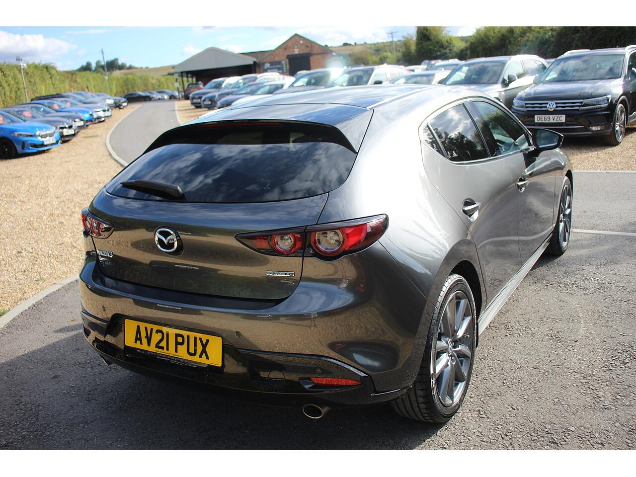 Mazda Mazda3 view 11