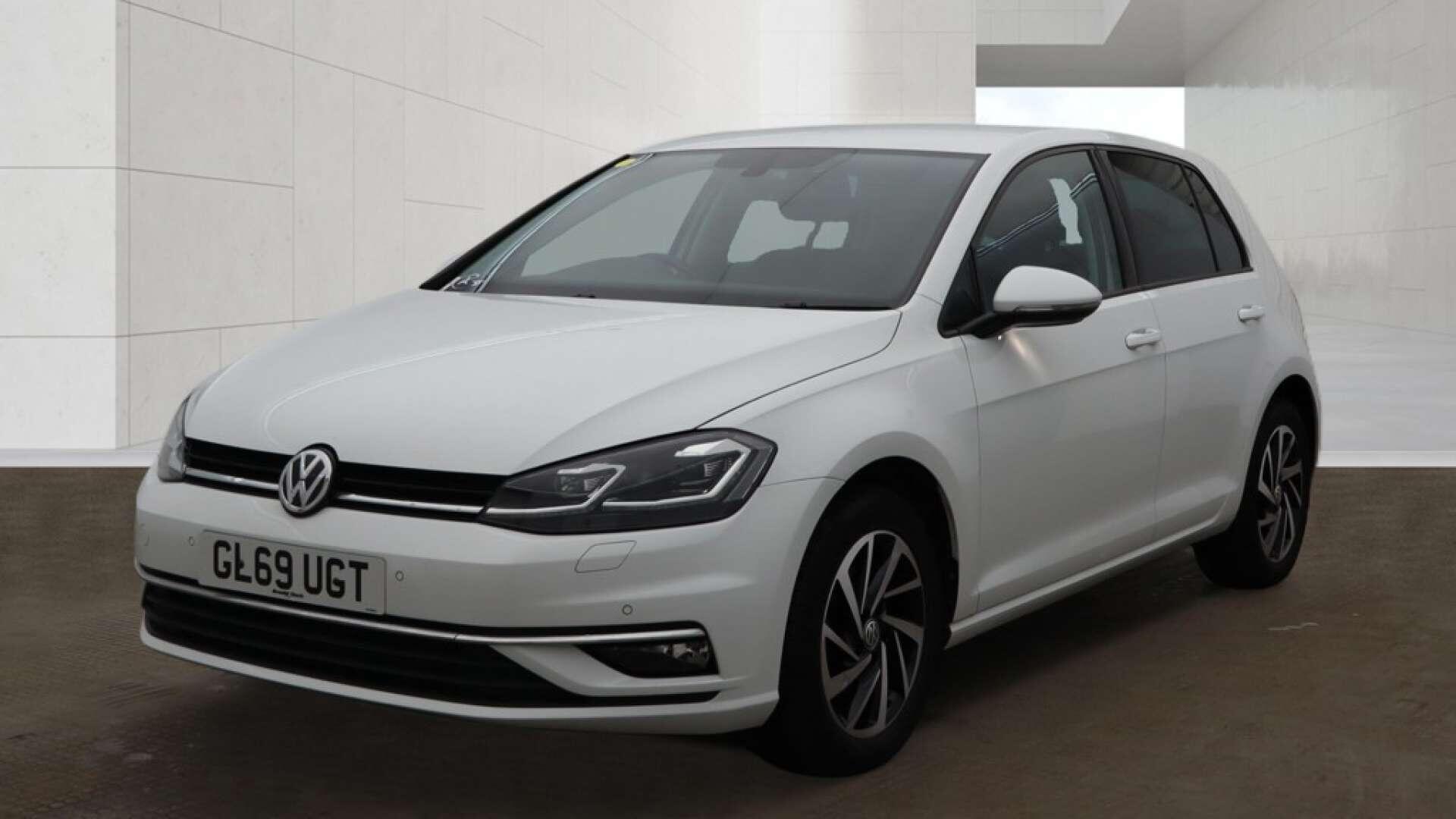 Volkswagen Golf view 2