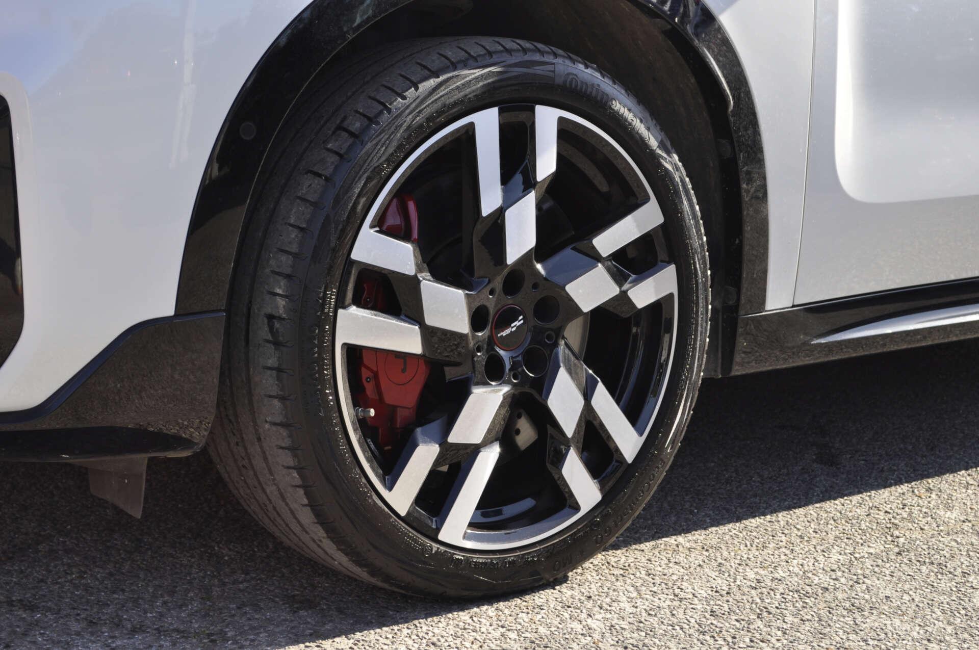 Mini Countryman view 36