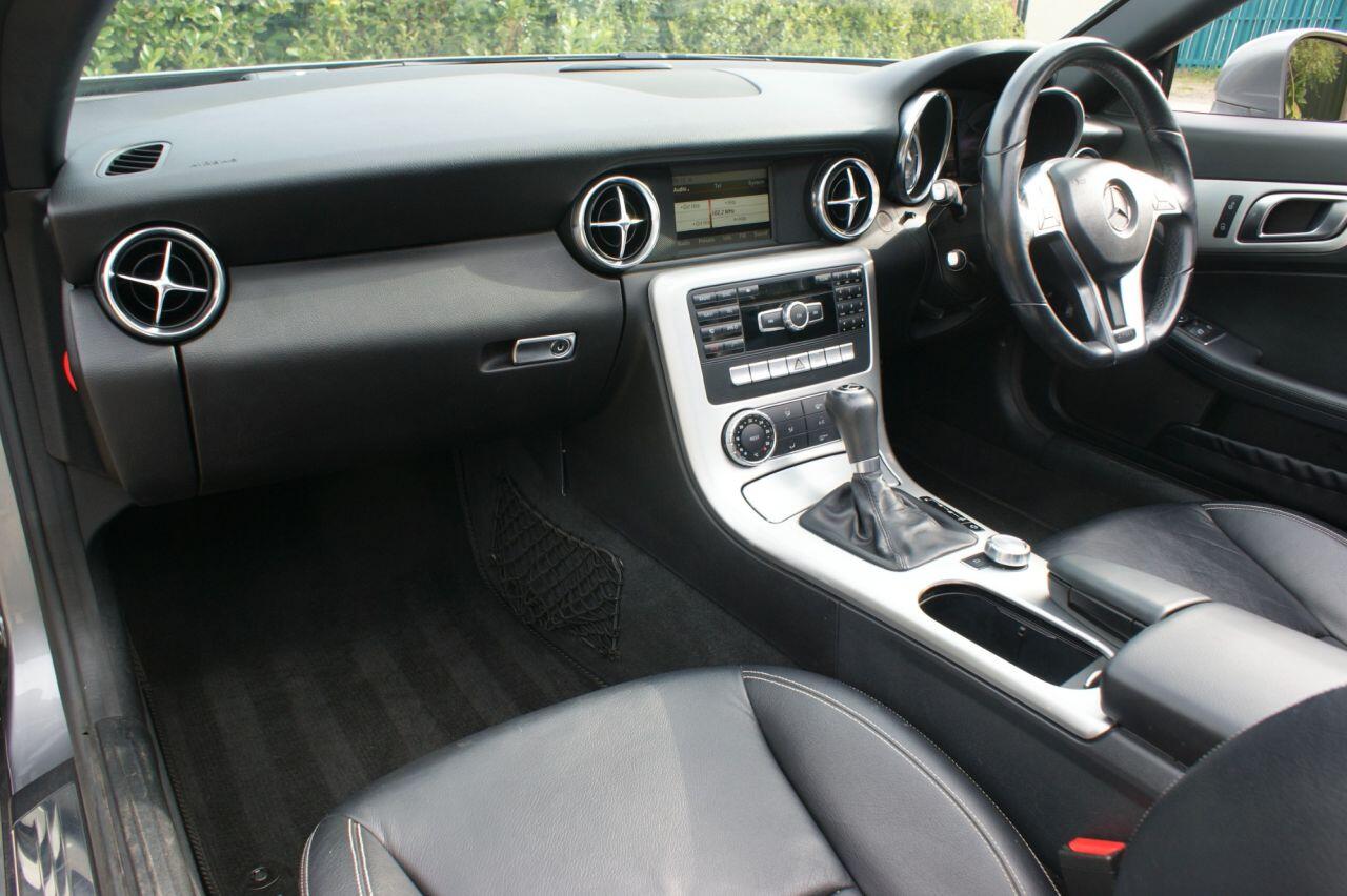 Mercedes-Benz SLK view 25