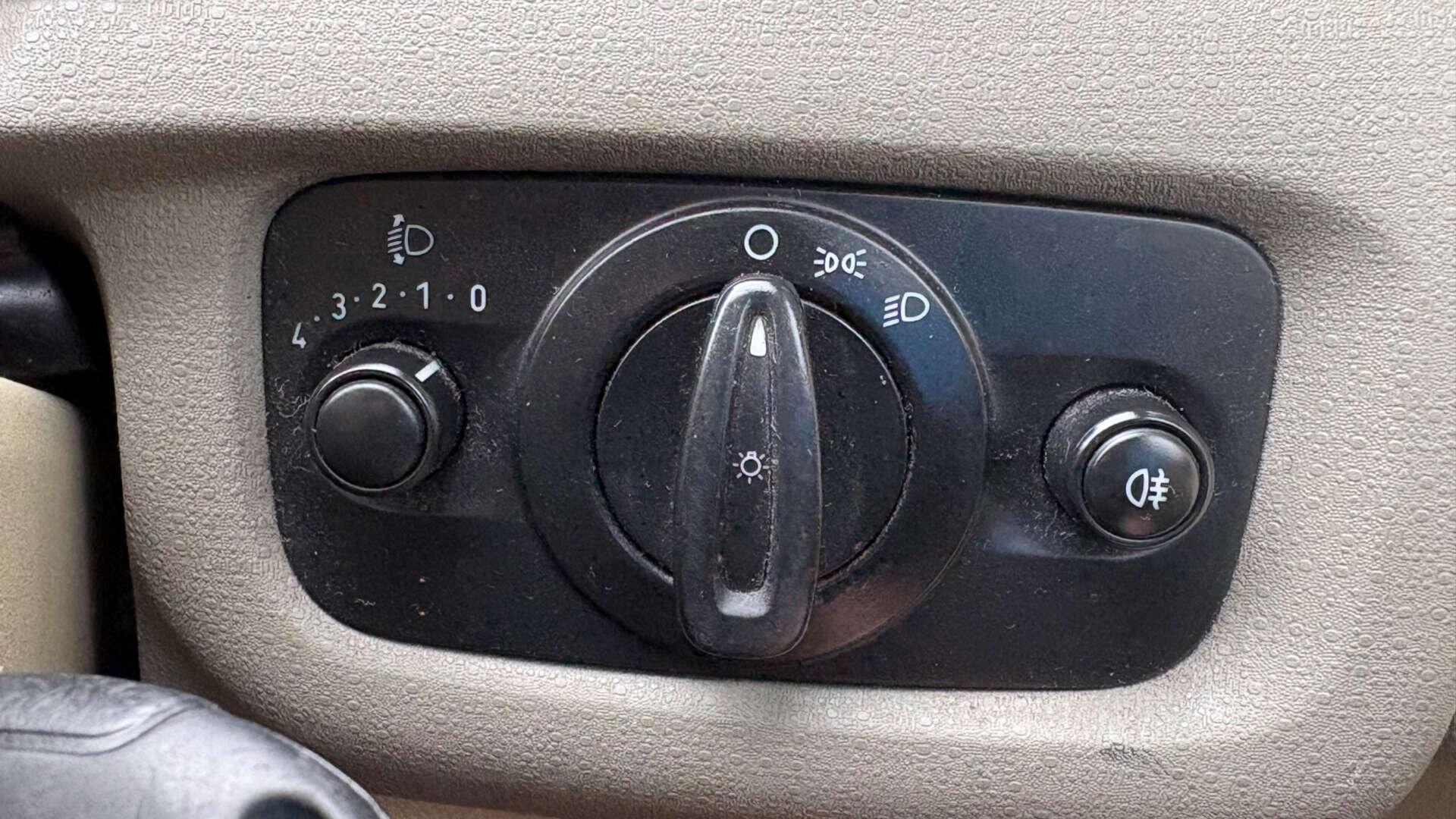 Ford Fiesta view 24