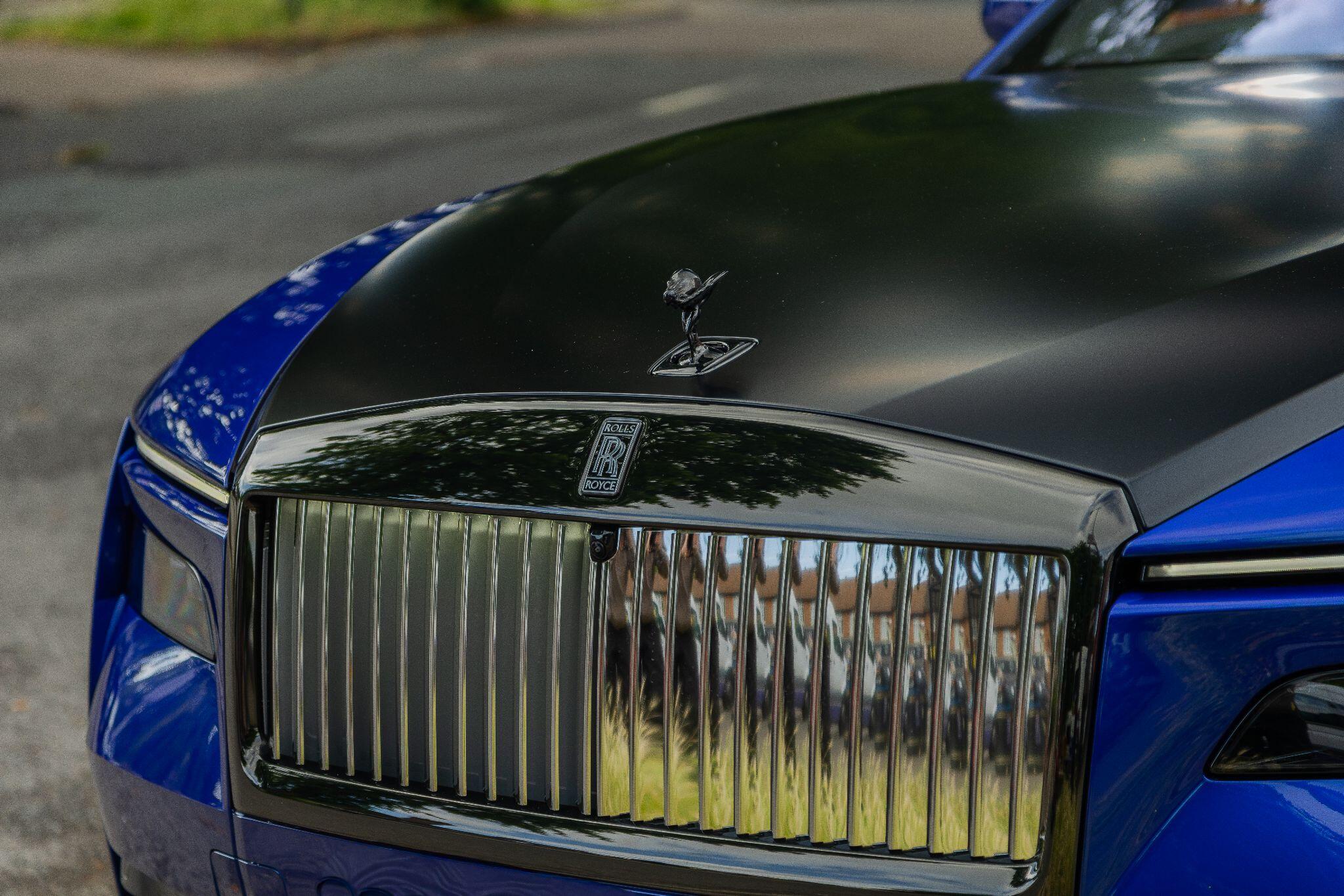 Rolls-Royce Spectre view 24