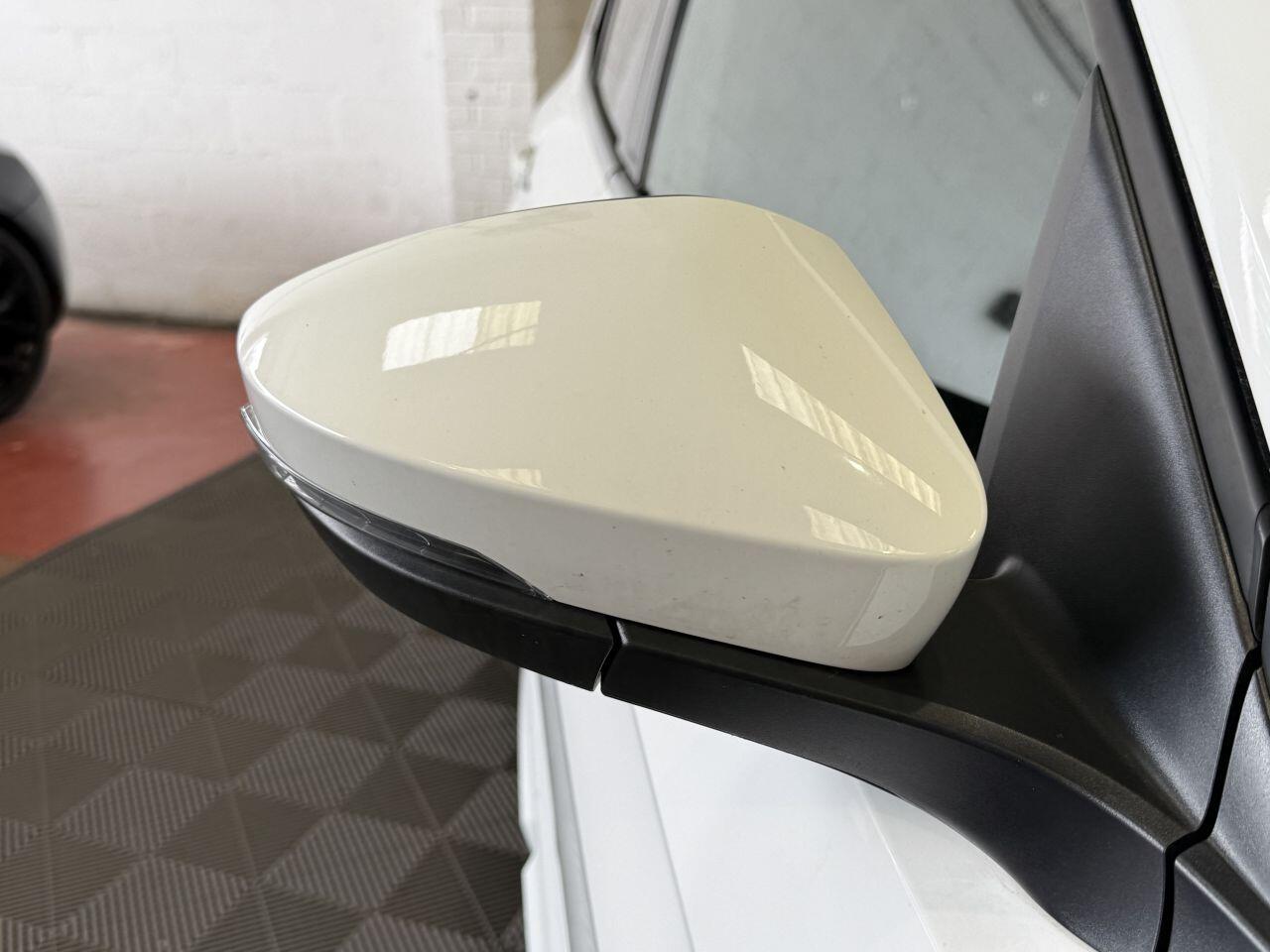 Volkswagen T-Cross view 18