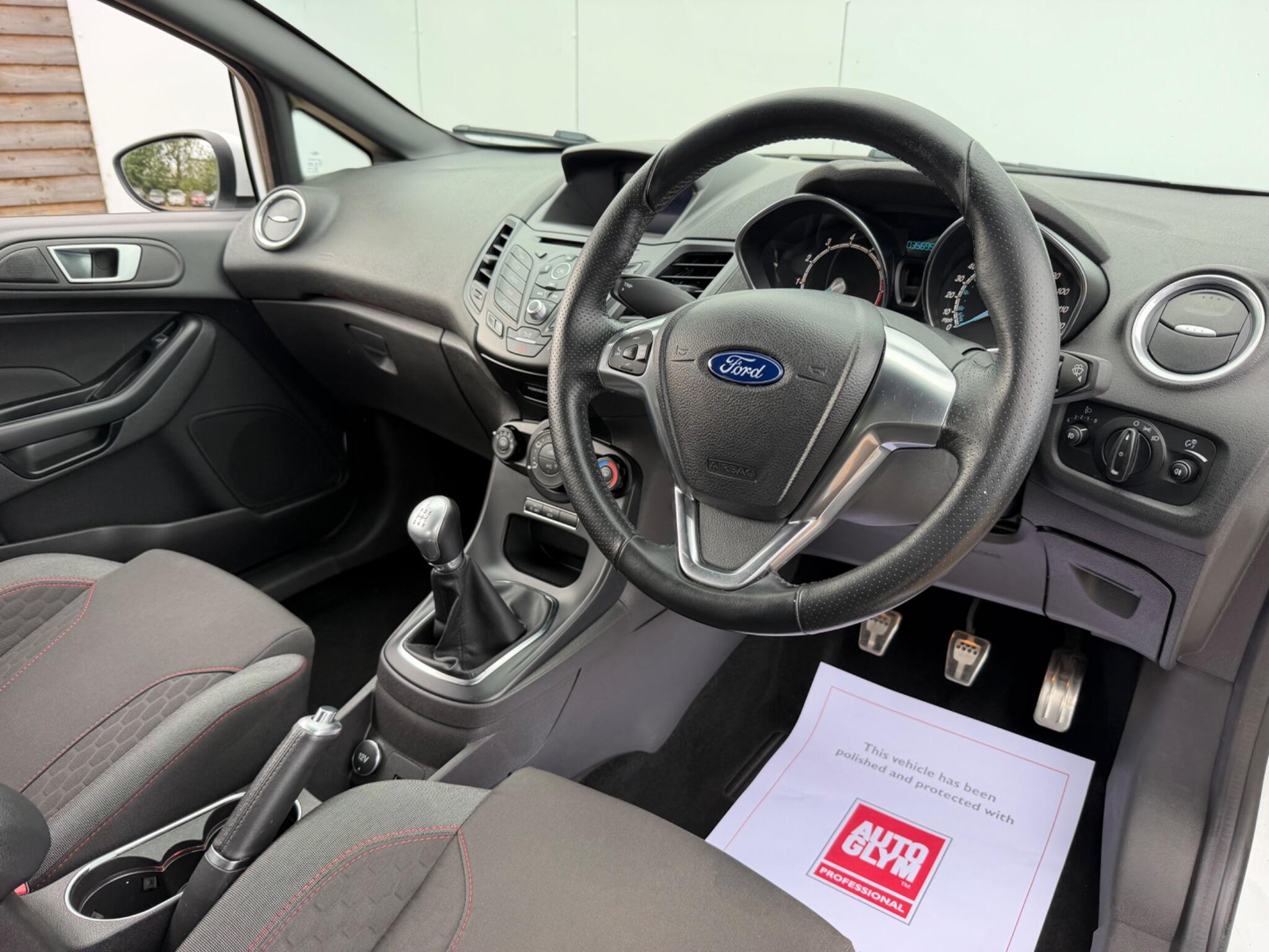 Ford Fiesta view 10
