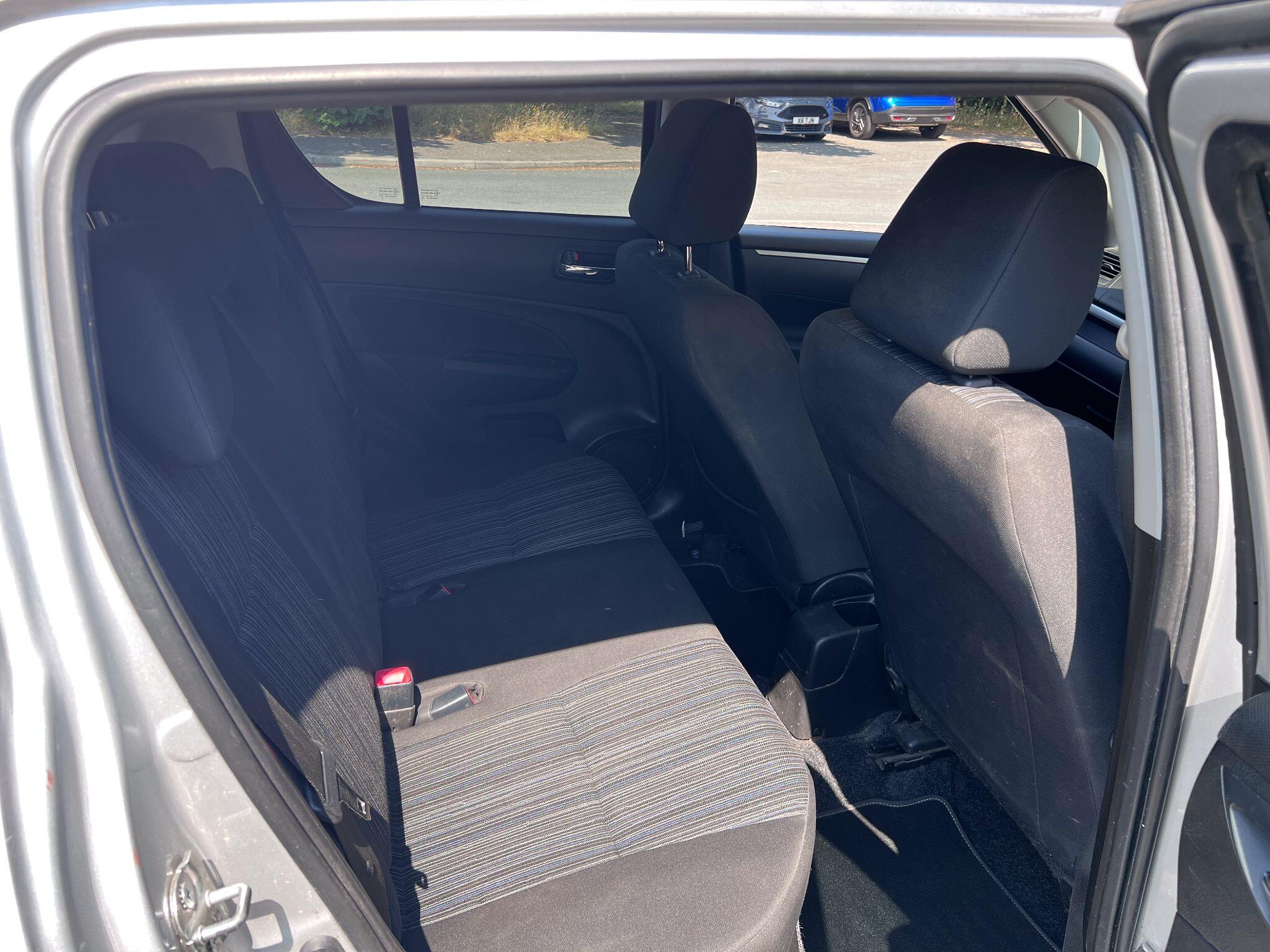 Suzuki Swift view 26