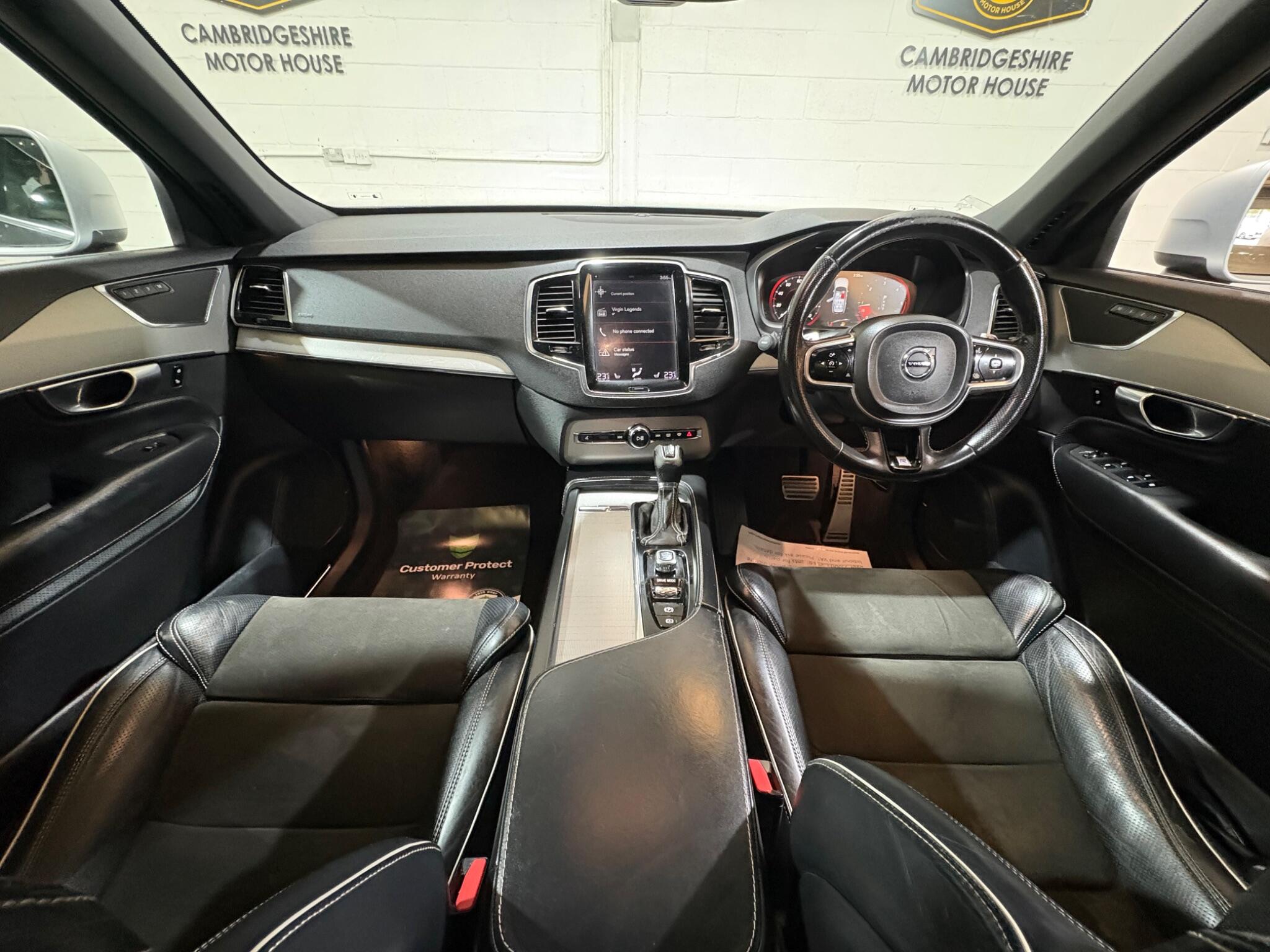Volvo XC90 view 21
