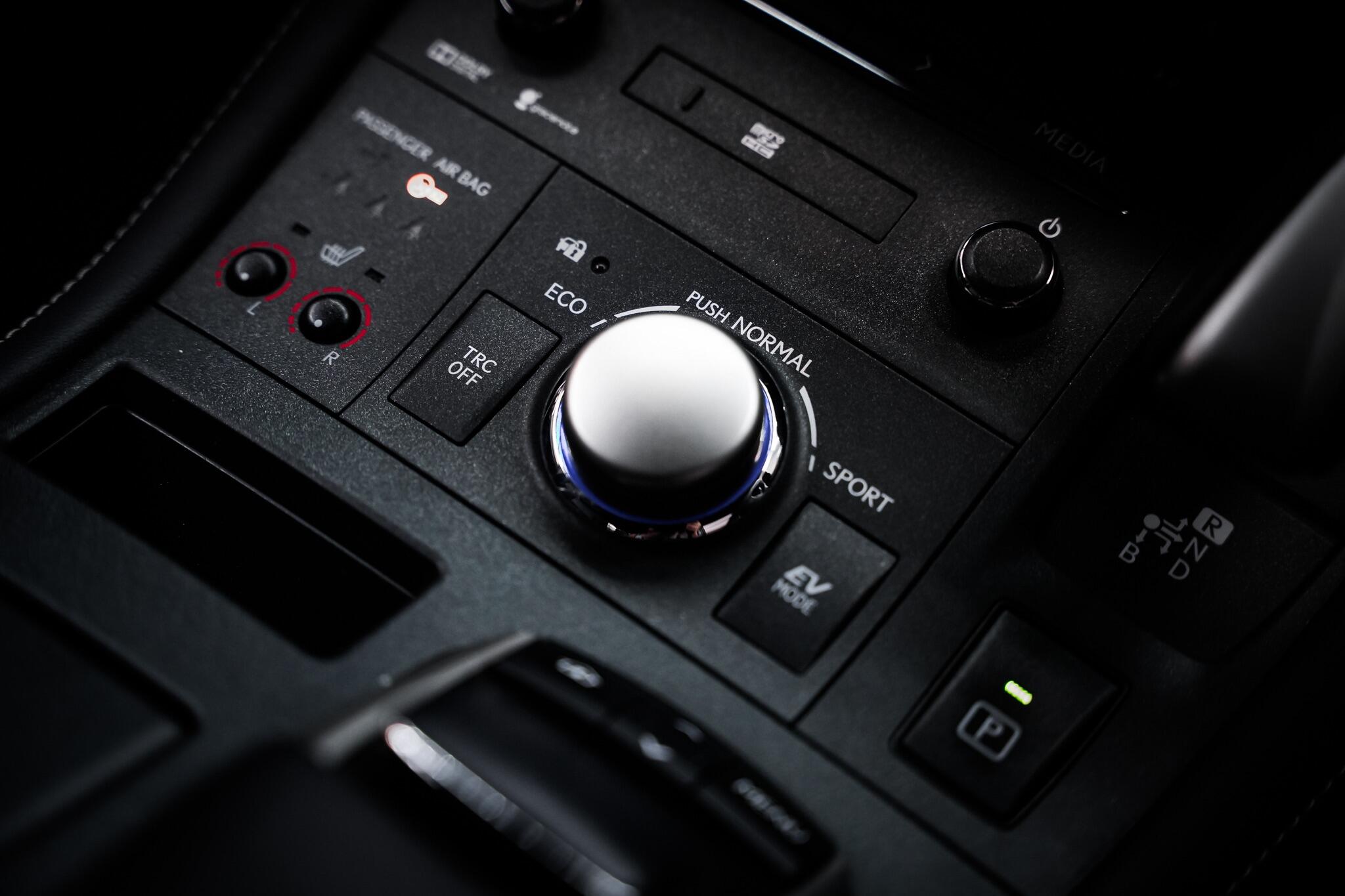 Lexus CT view 43