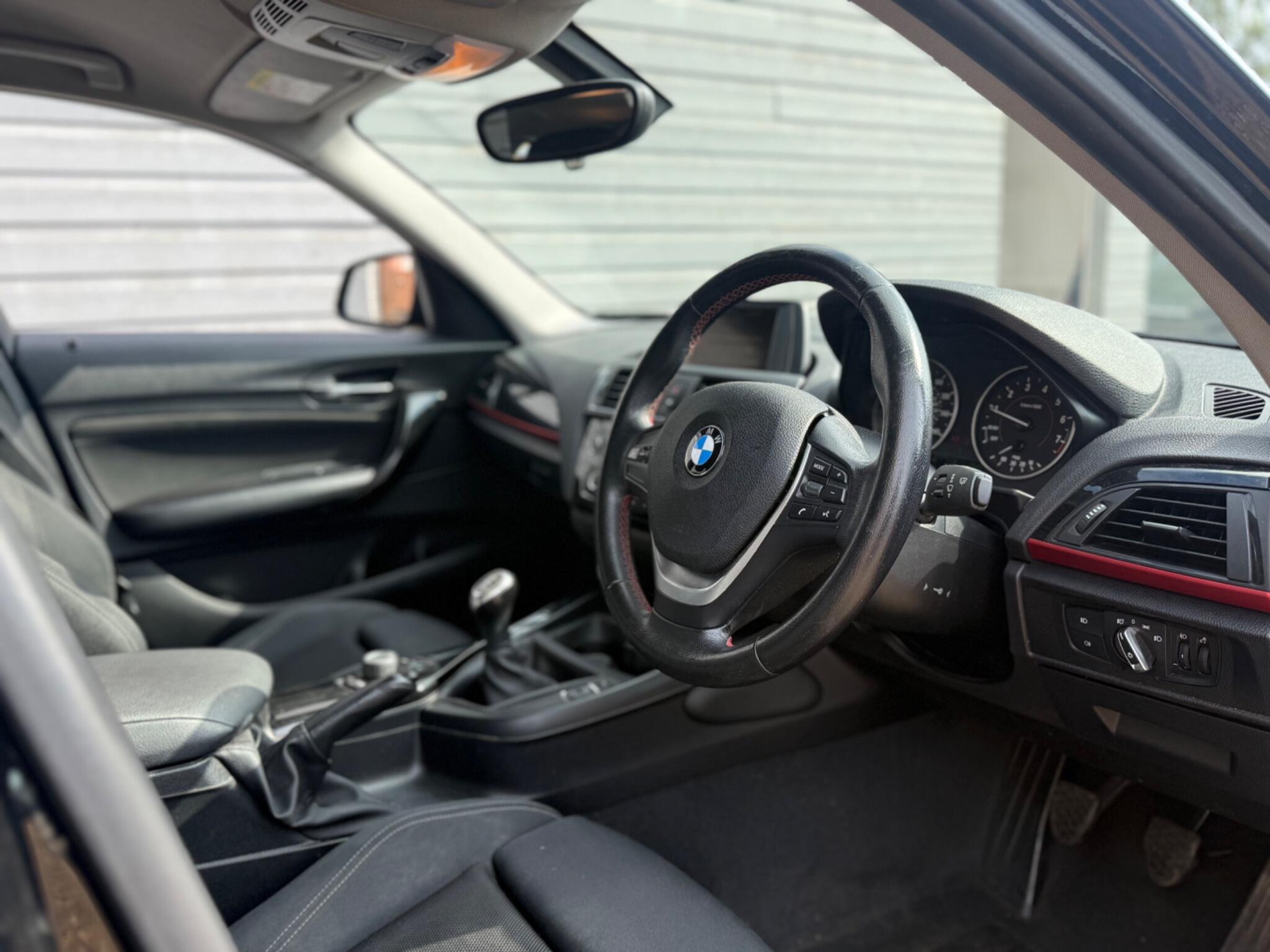 BMW 1 Series view 34