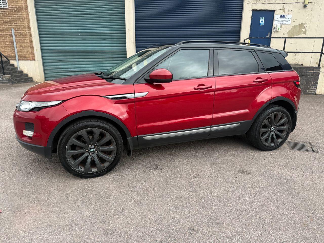 Land Rover Range Rover Evoque view 2