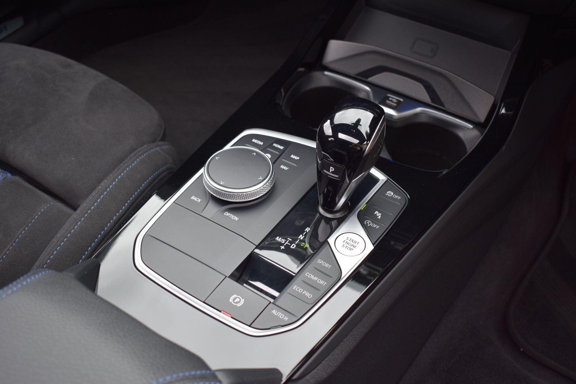 BMW 1 Series view 18