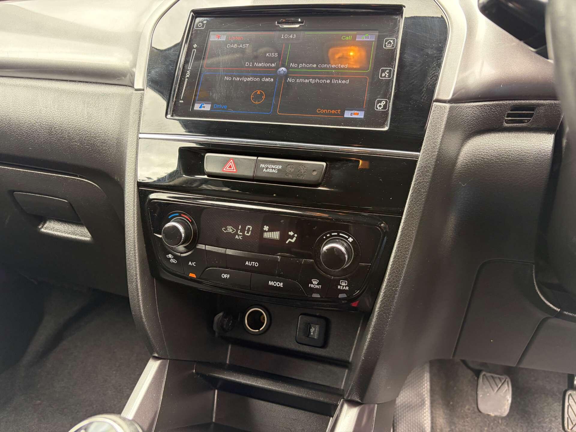 Suzuki Vitara view 43