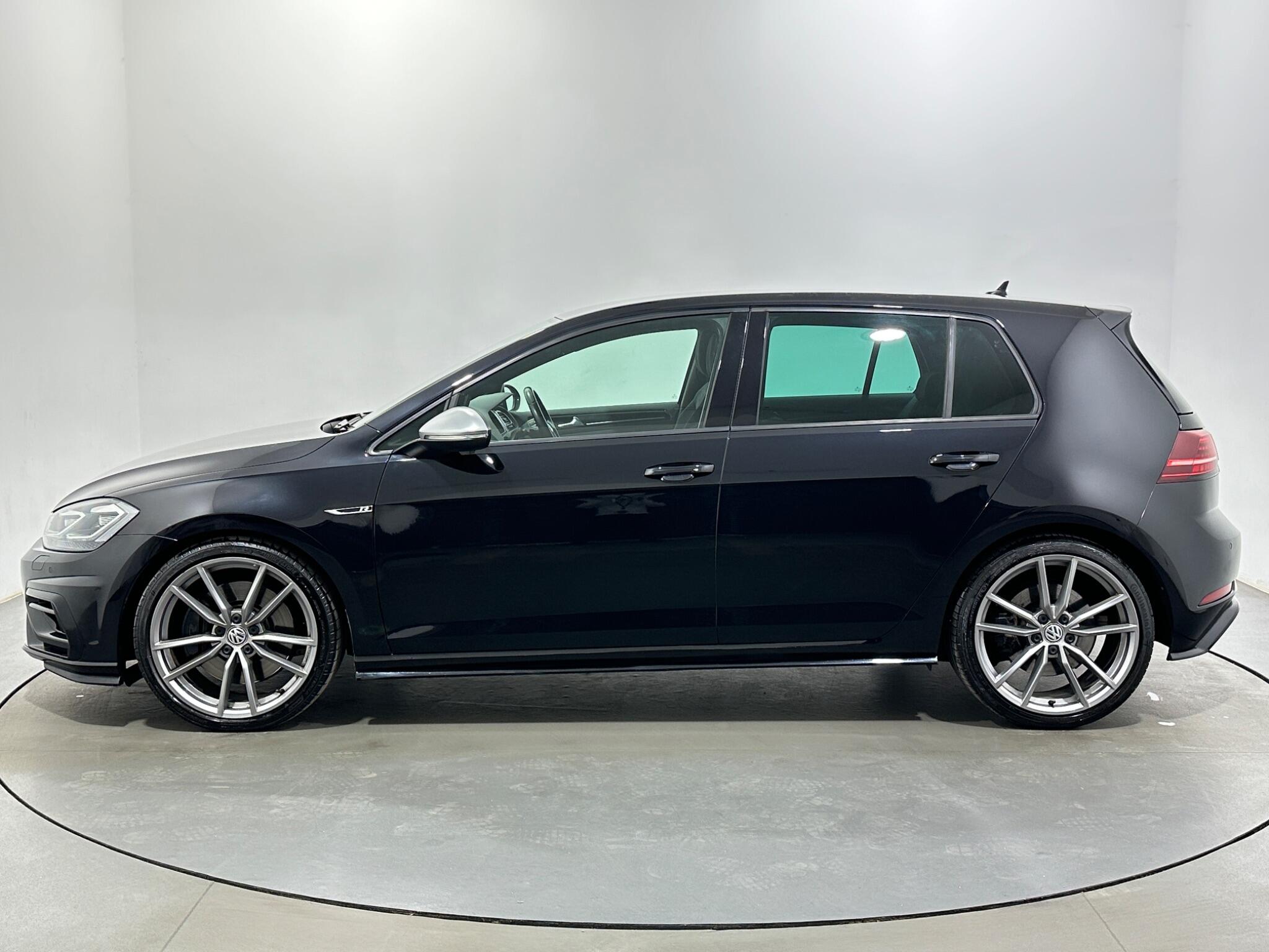 Volkswagen Golf view 5