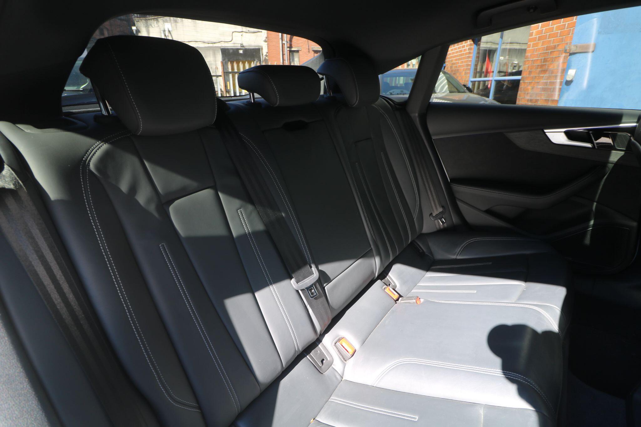 Audi A5 view 11