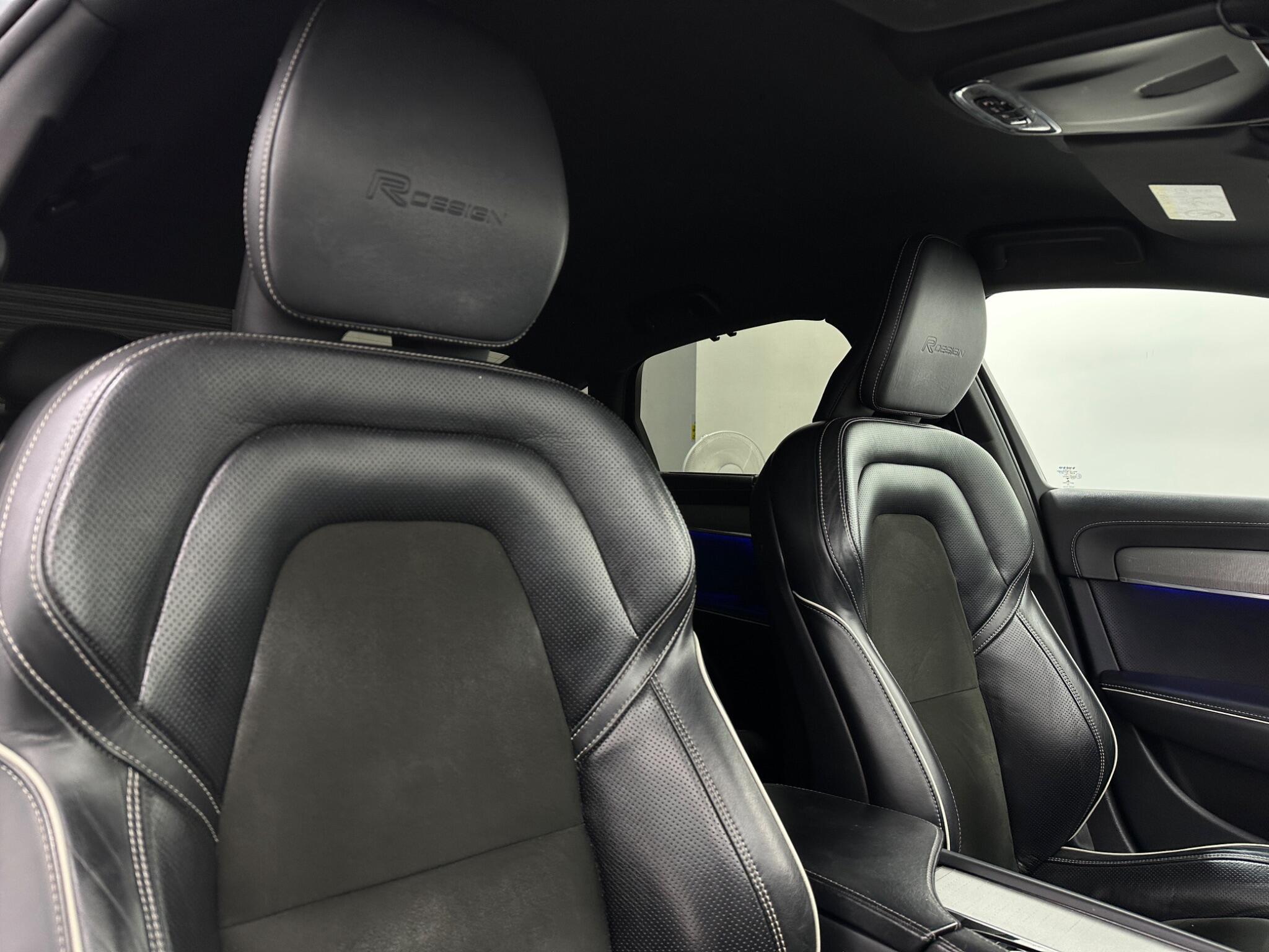 Volvo S90 view 32