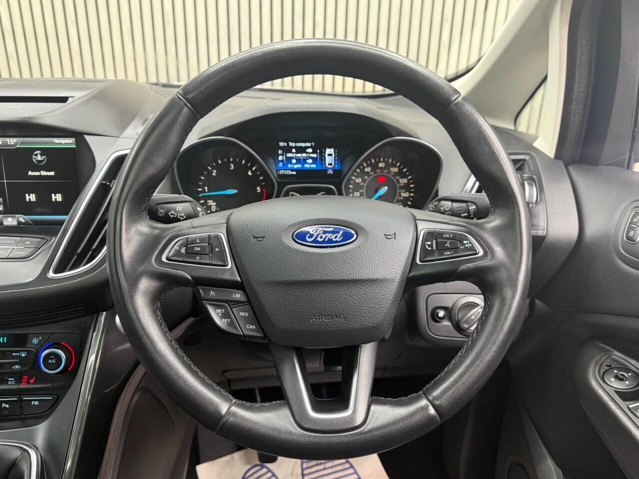 Ford C-Max view 9