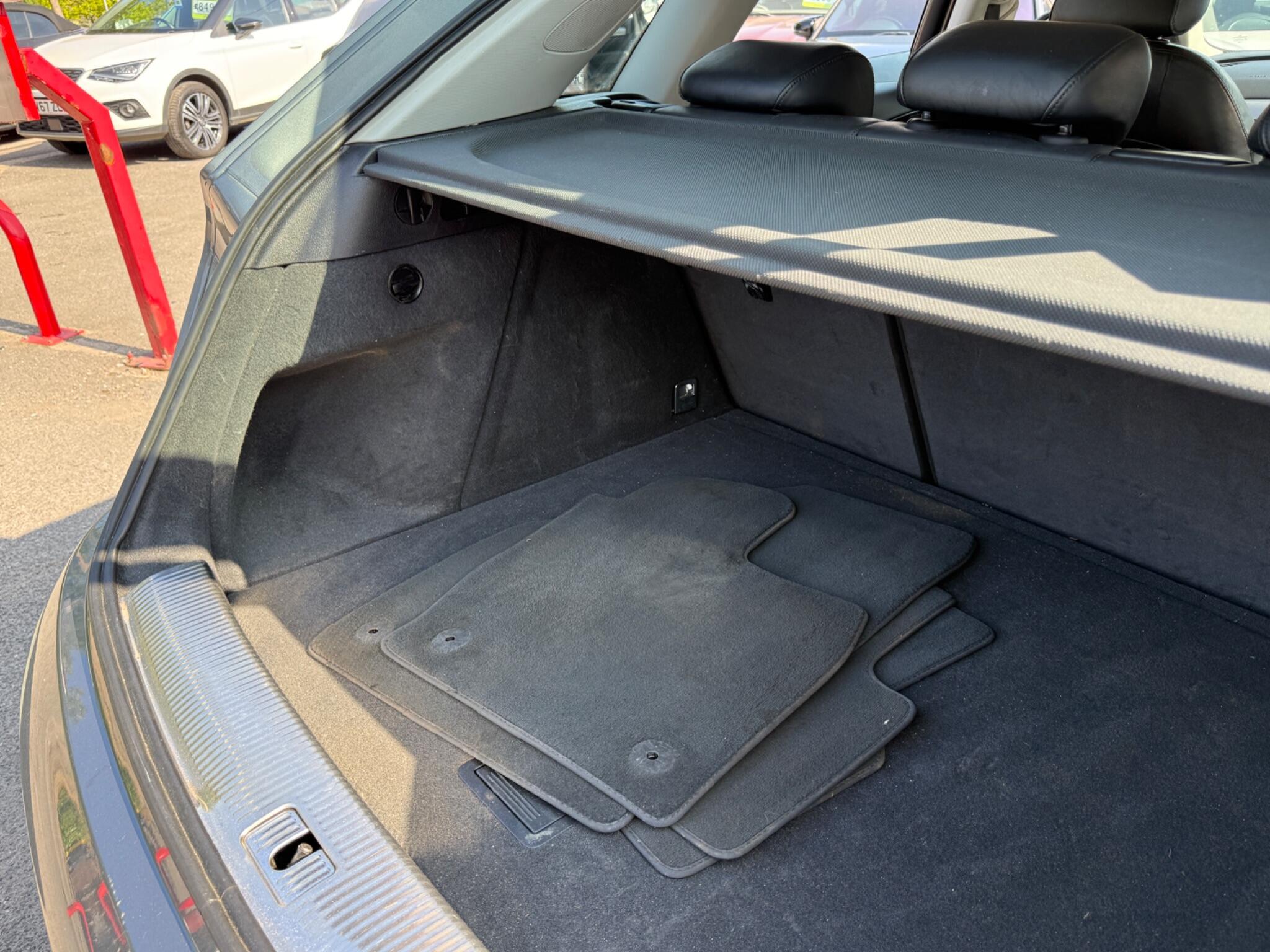 Audi Q3 - Image 44