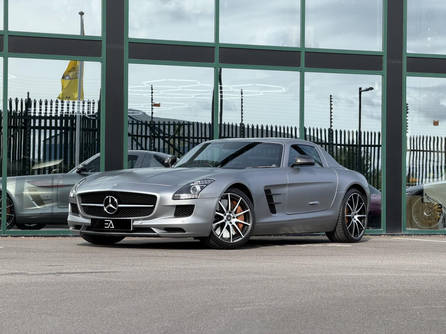 Mercedes-Benz Amg GT view 6