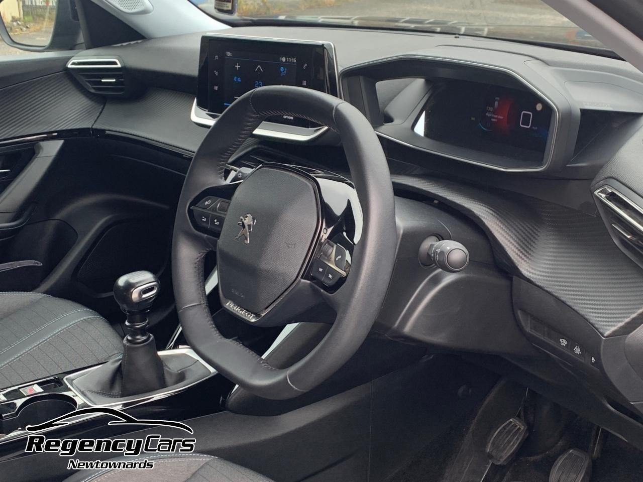 Peugeot 2008 view 9