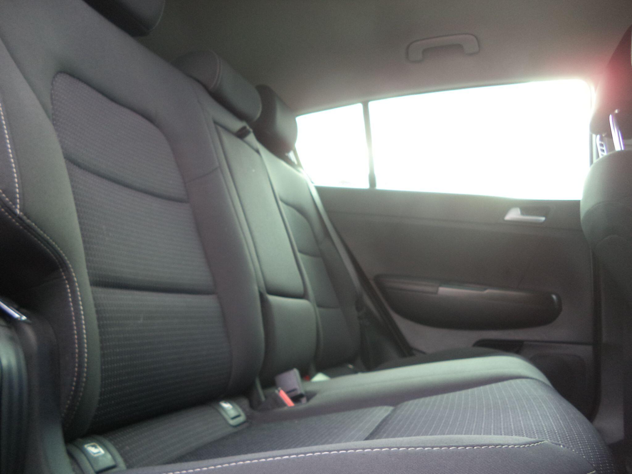 Kia Sportage view 34