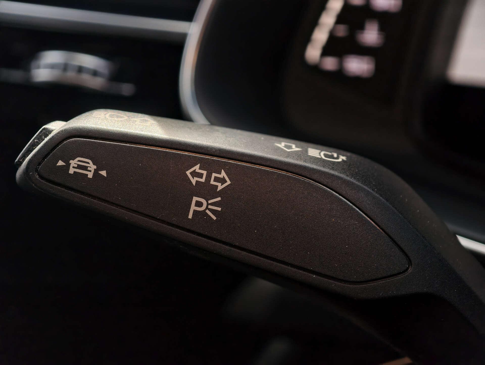 Audi SQ7 view 43