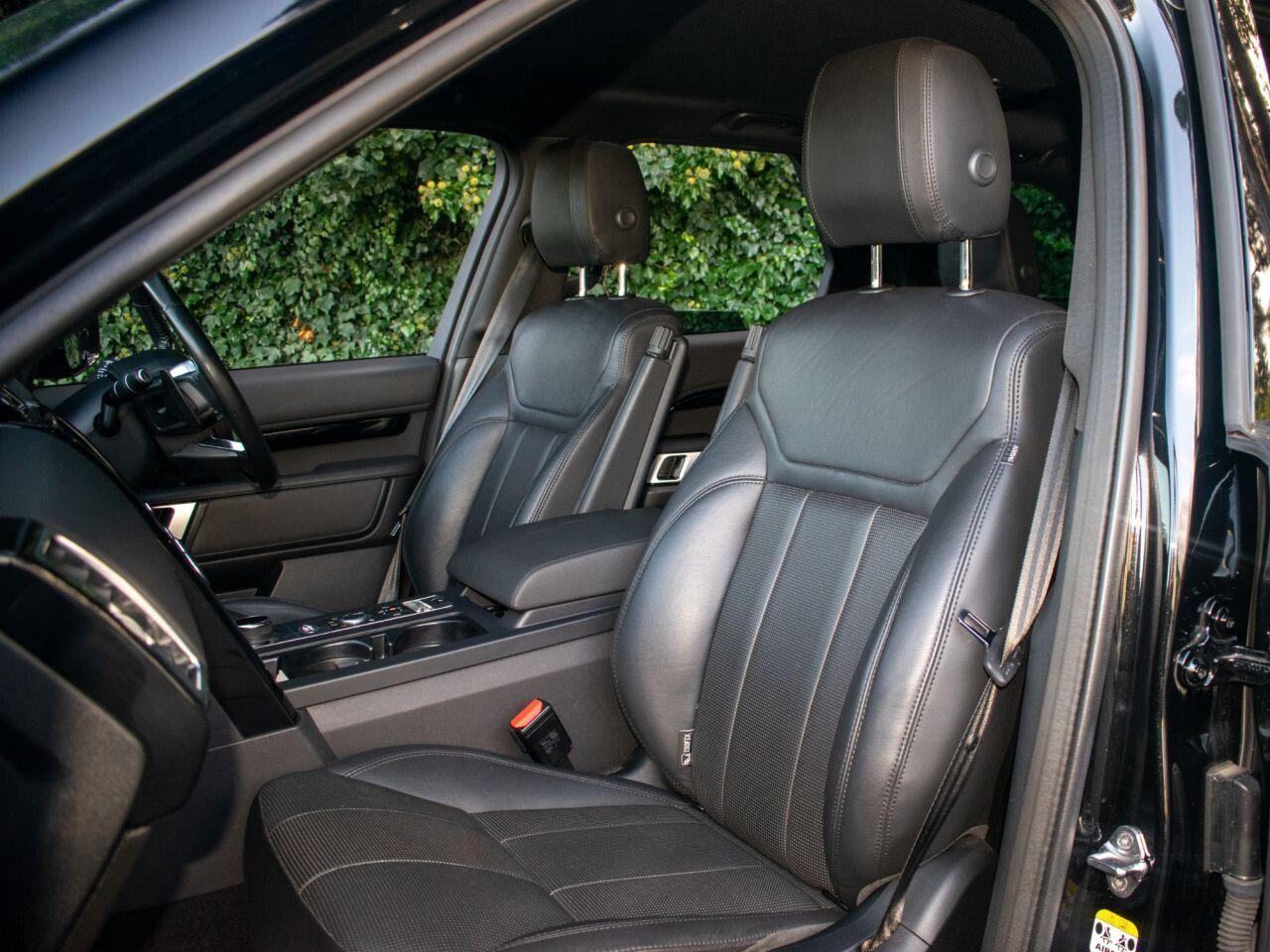 Land Rover Discovery view 26
