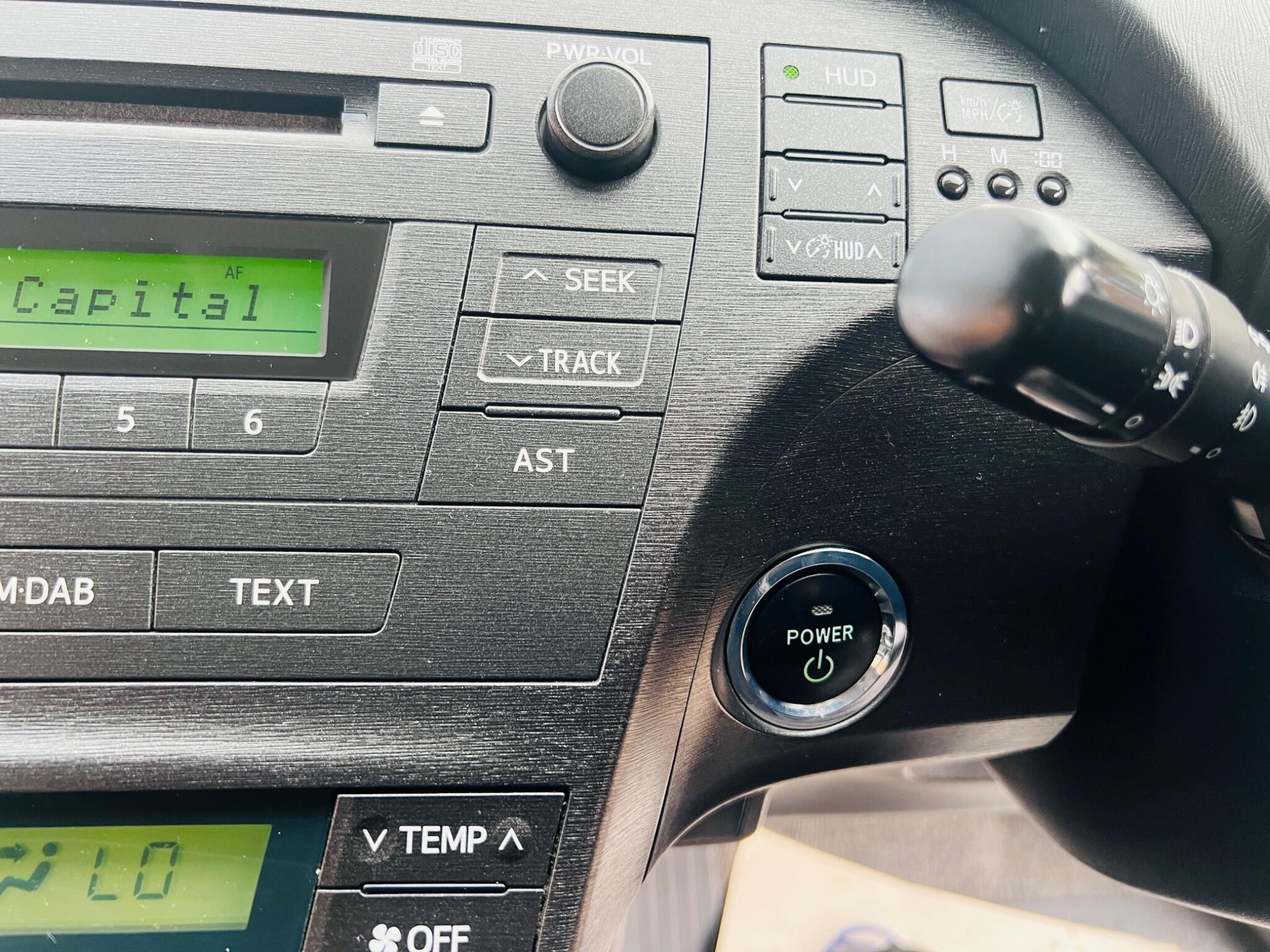 Toyota Prius view 31