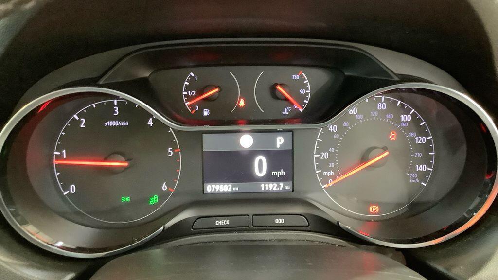 Vauxhall Grandland X view 11
