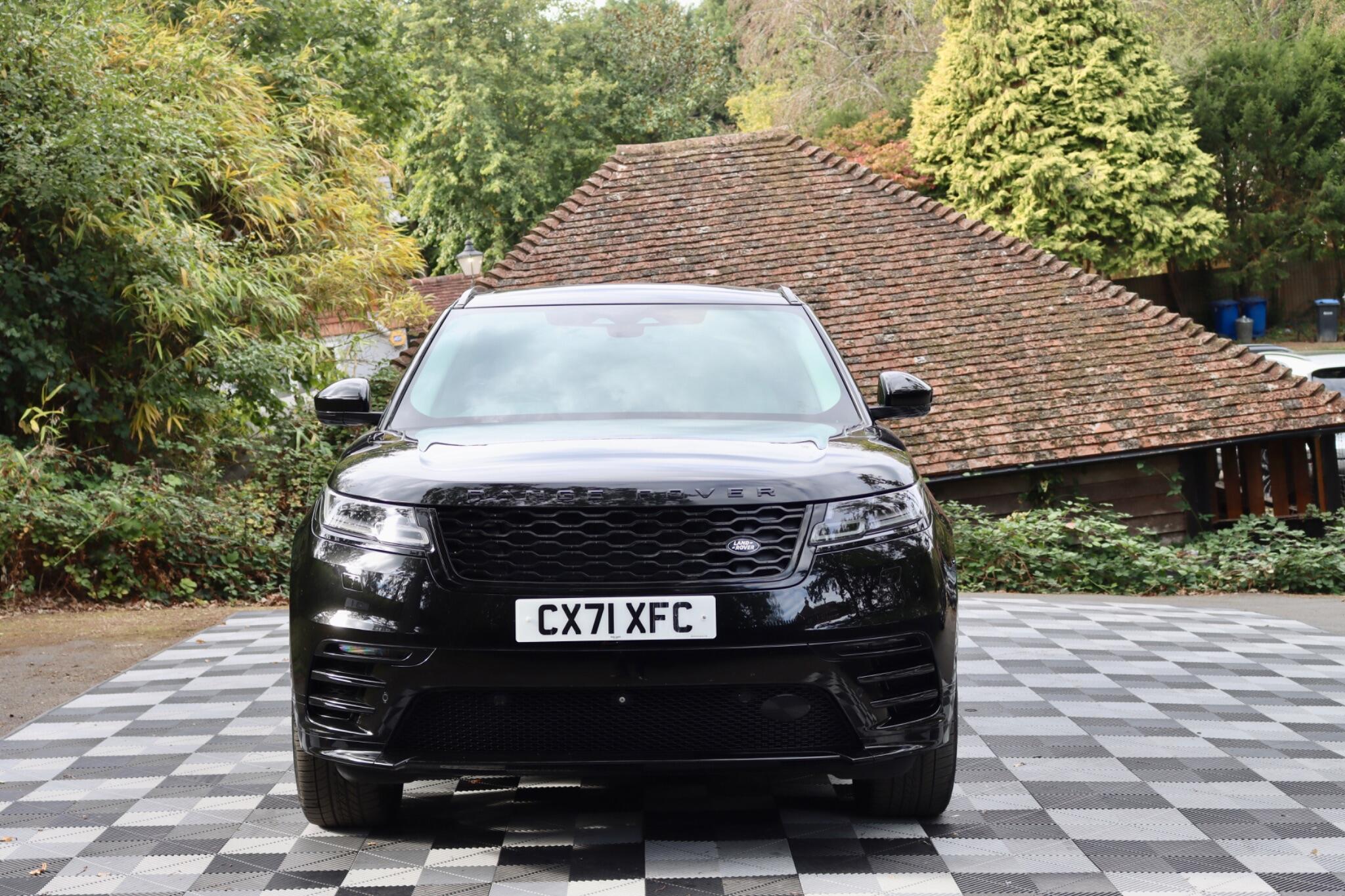 Land Rover Range Rover Velar view 12