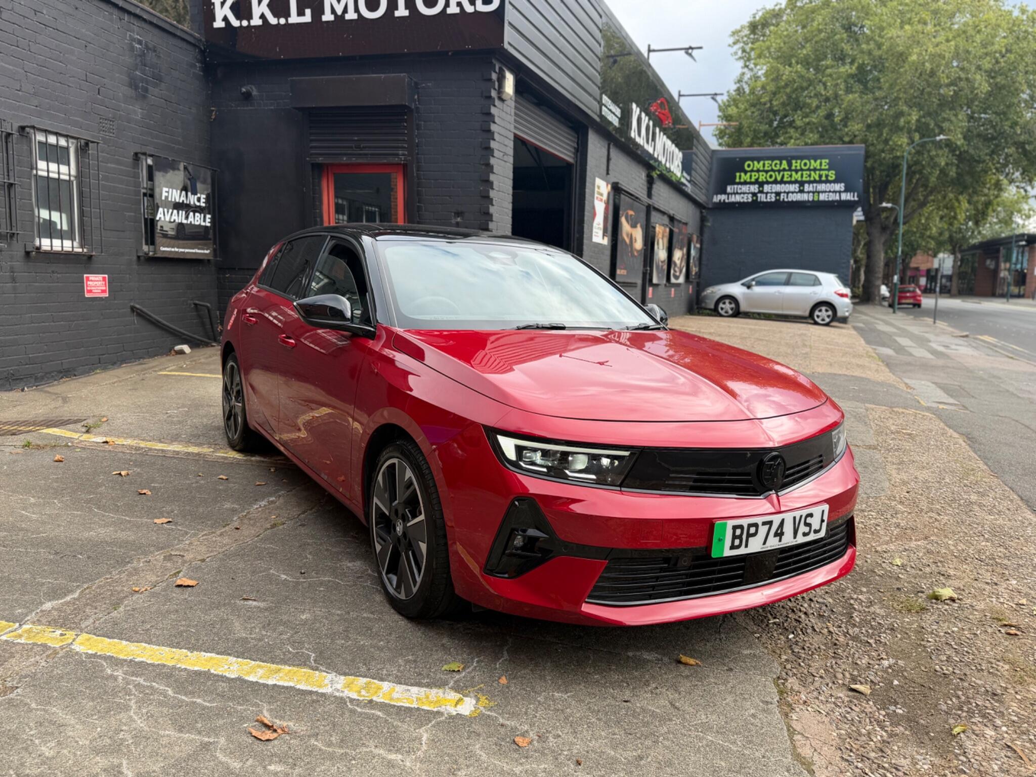 Vauxhall Astra Electric view 4