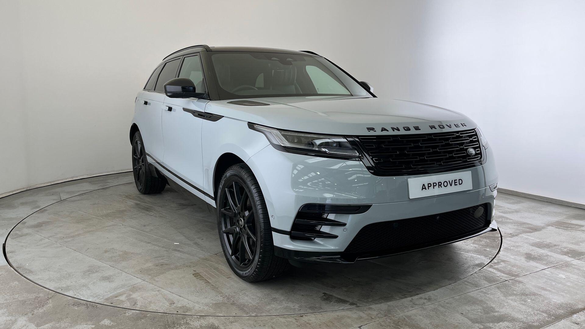 Land Rover Range Rover Velar view 32