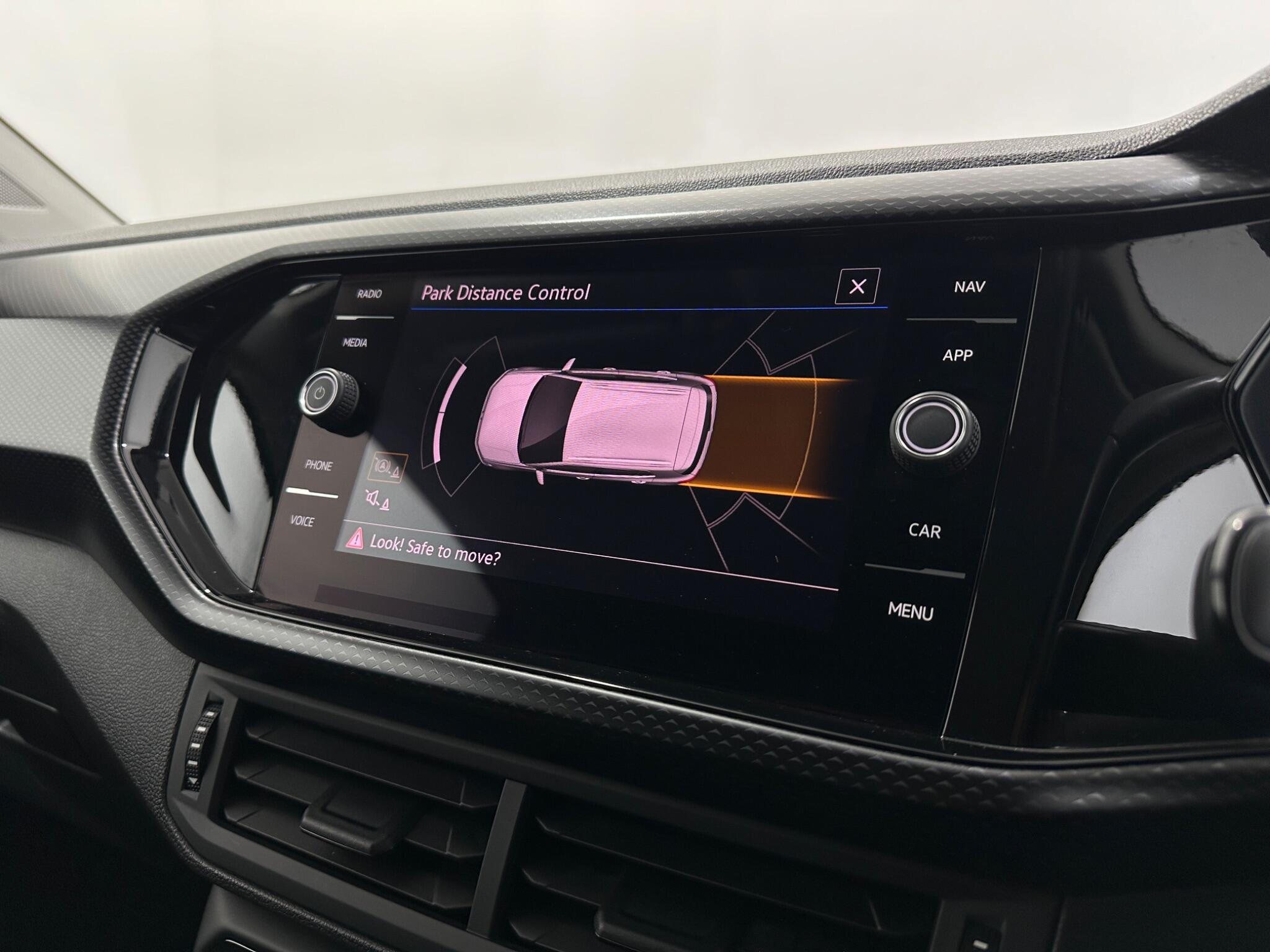 Volkswagen T-Cross view 21