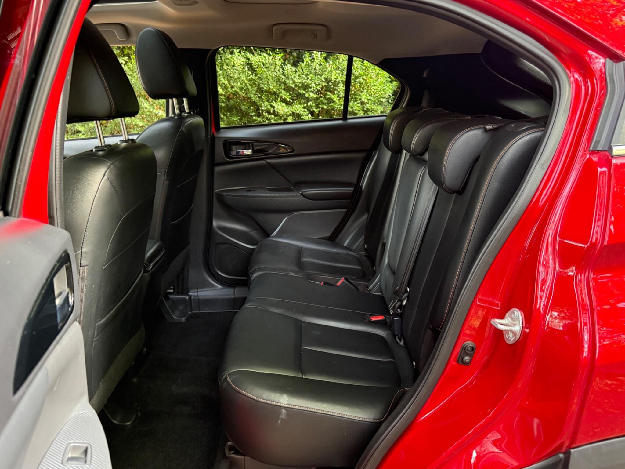 Mitsubishi Eclipse Cross - Image 38
