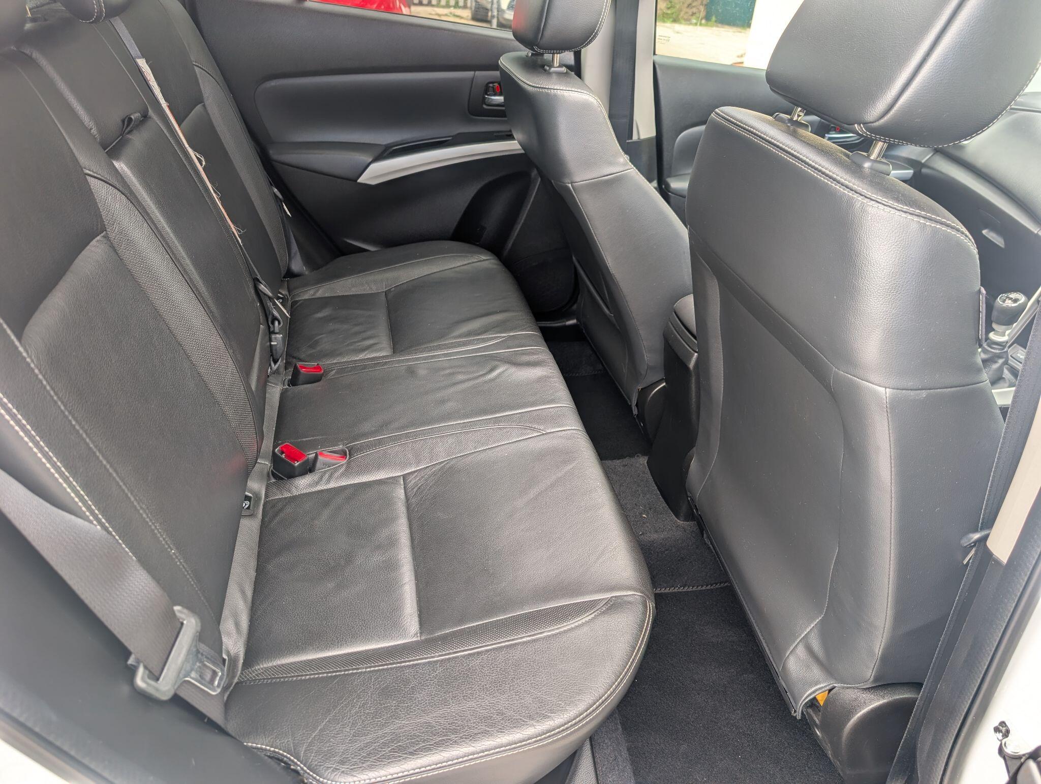 Suzuki SX4 S-Cross view 17