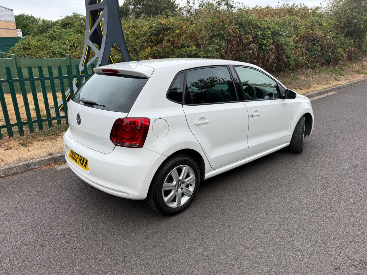 Volkswagen Polo view 16