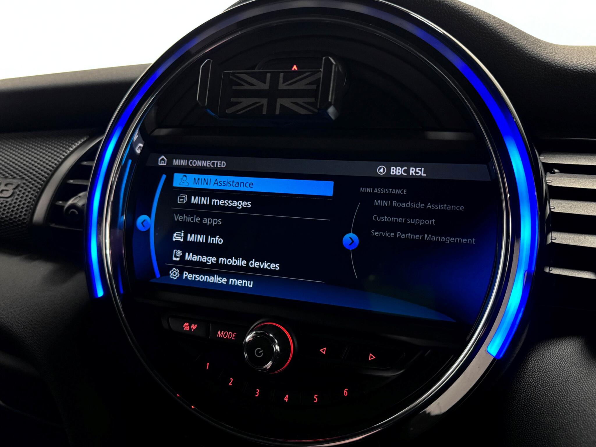 Mini Hatch view 46