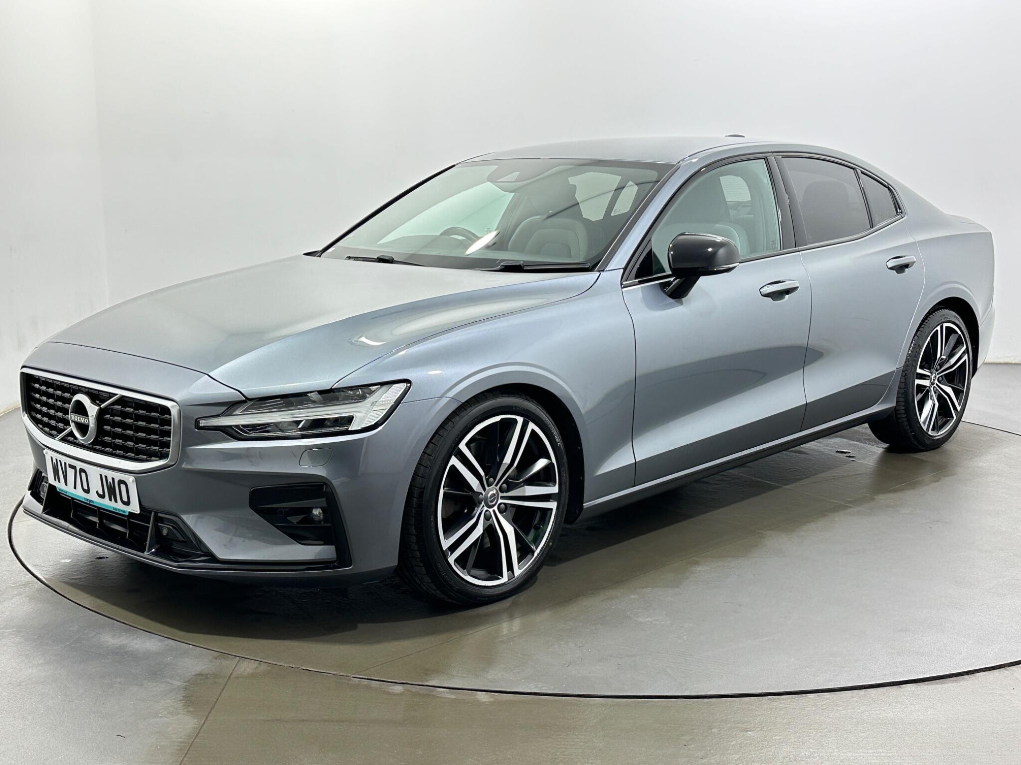Volvo S60 view 4