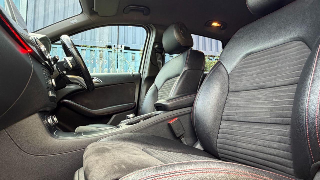 Mercedes-Benz B Class view 9
