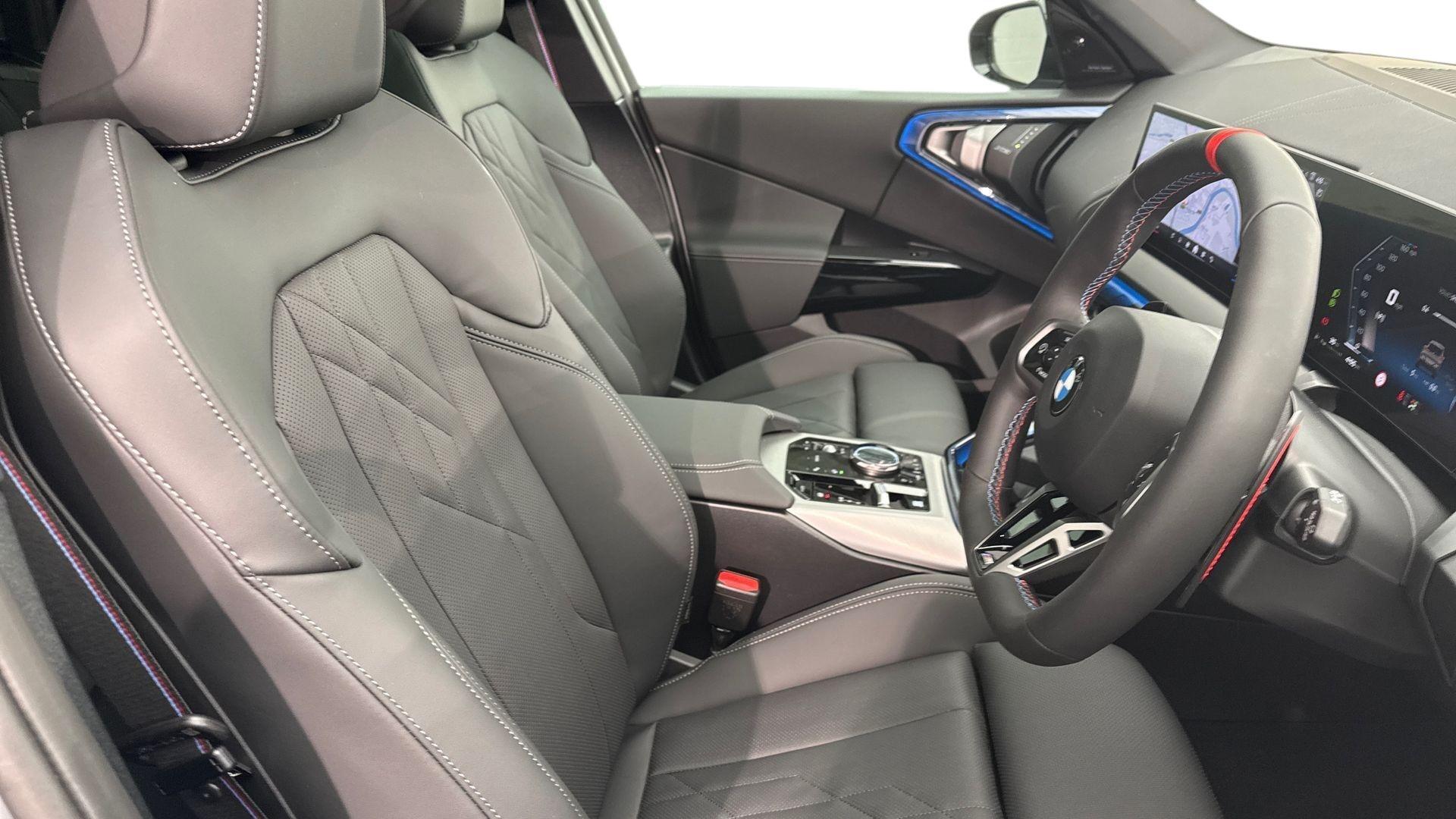 BMW X3 view 11