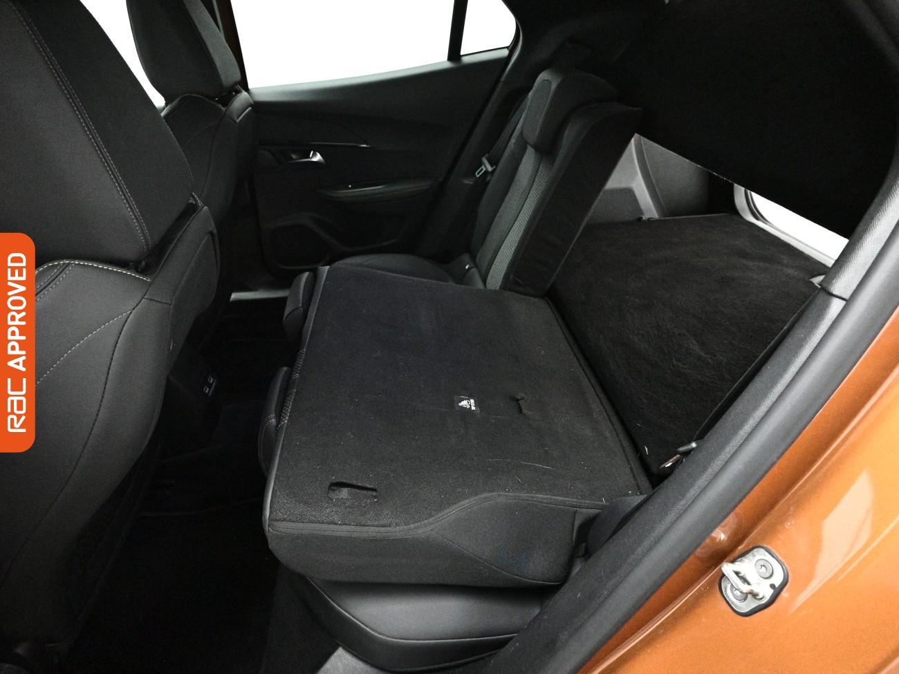Peugeot e-2008 view 37