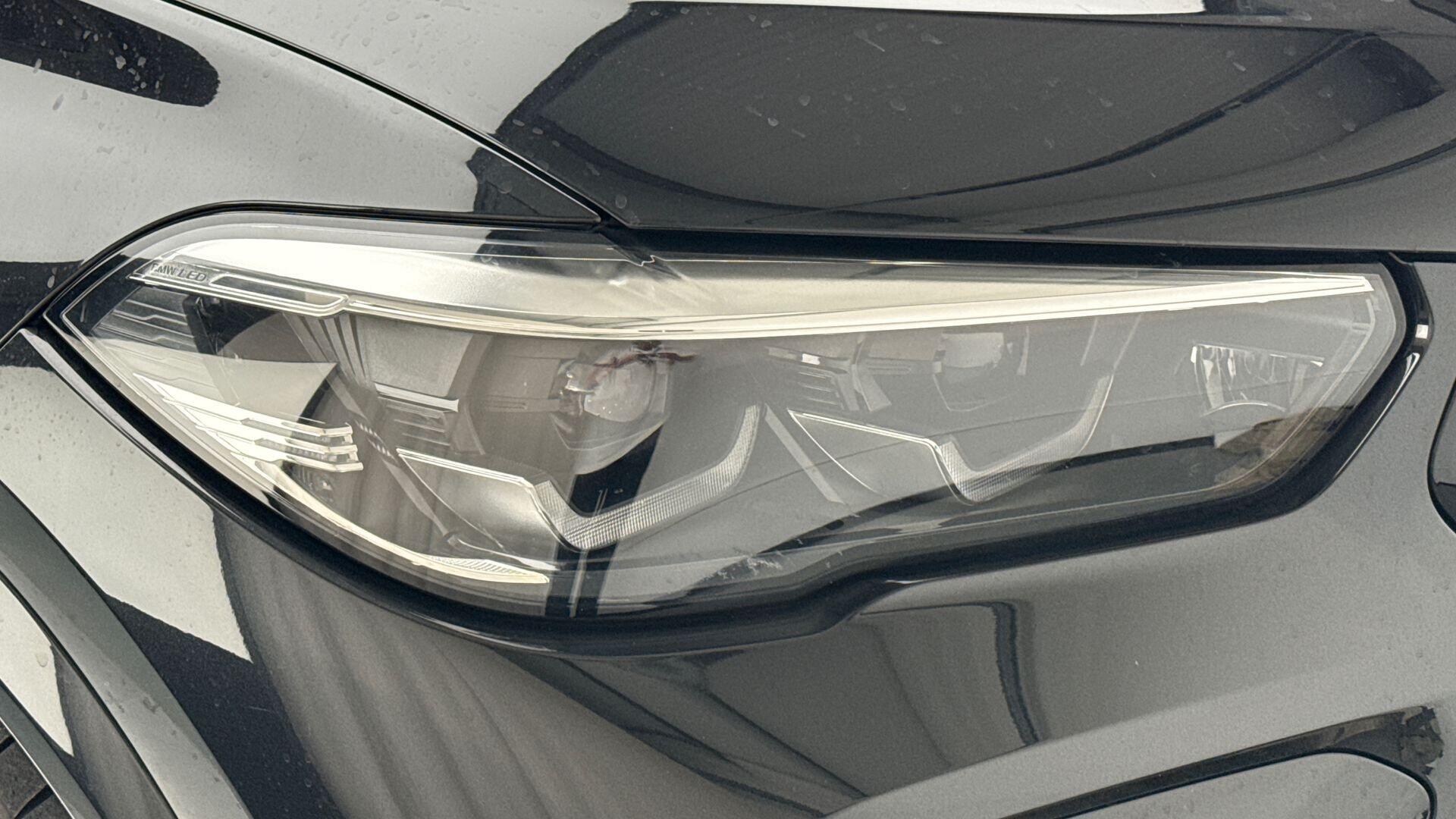BMW X6 M view 24