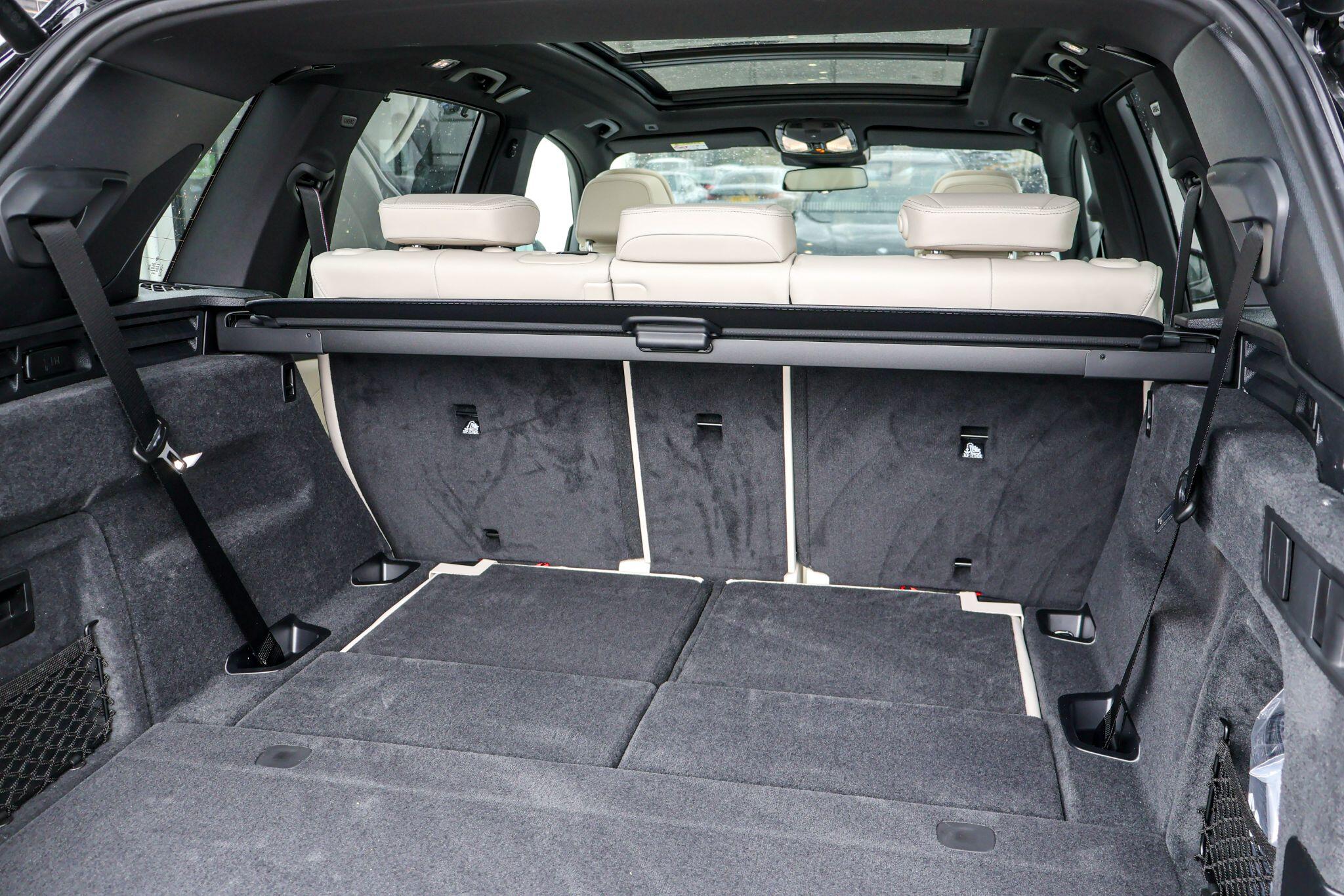 BMW X5 view 19