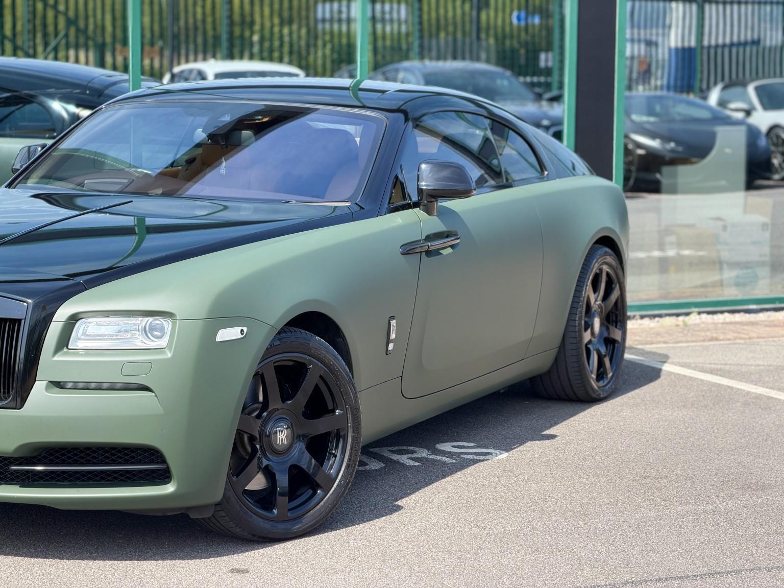 Rolls-Royce Wraith view 22