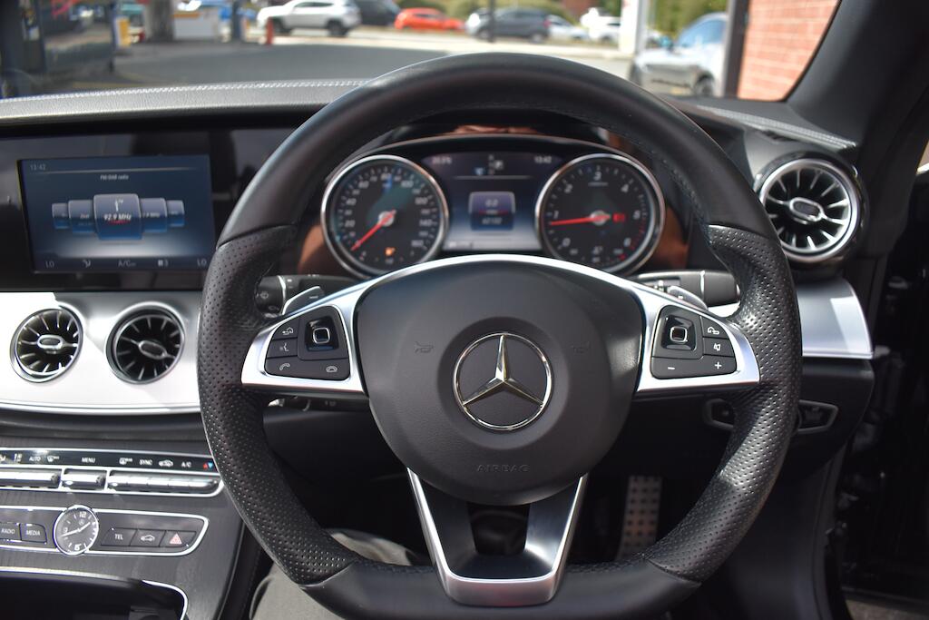 Mercedes-Benz E Class view 48