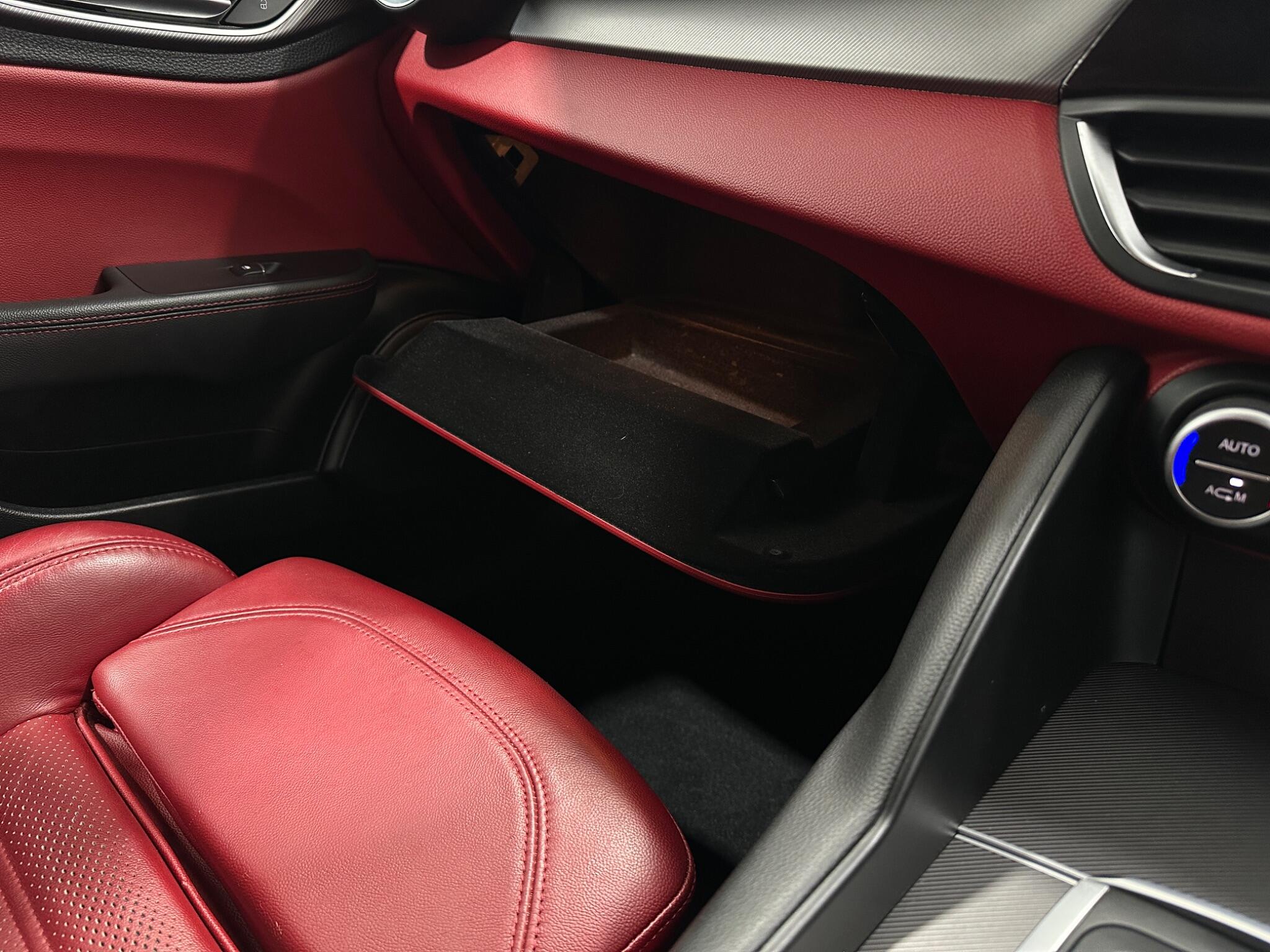 Alfa Romeo Giulia view 28