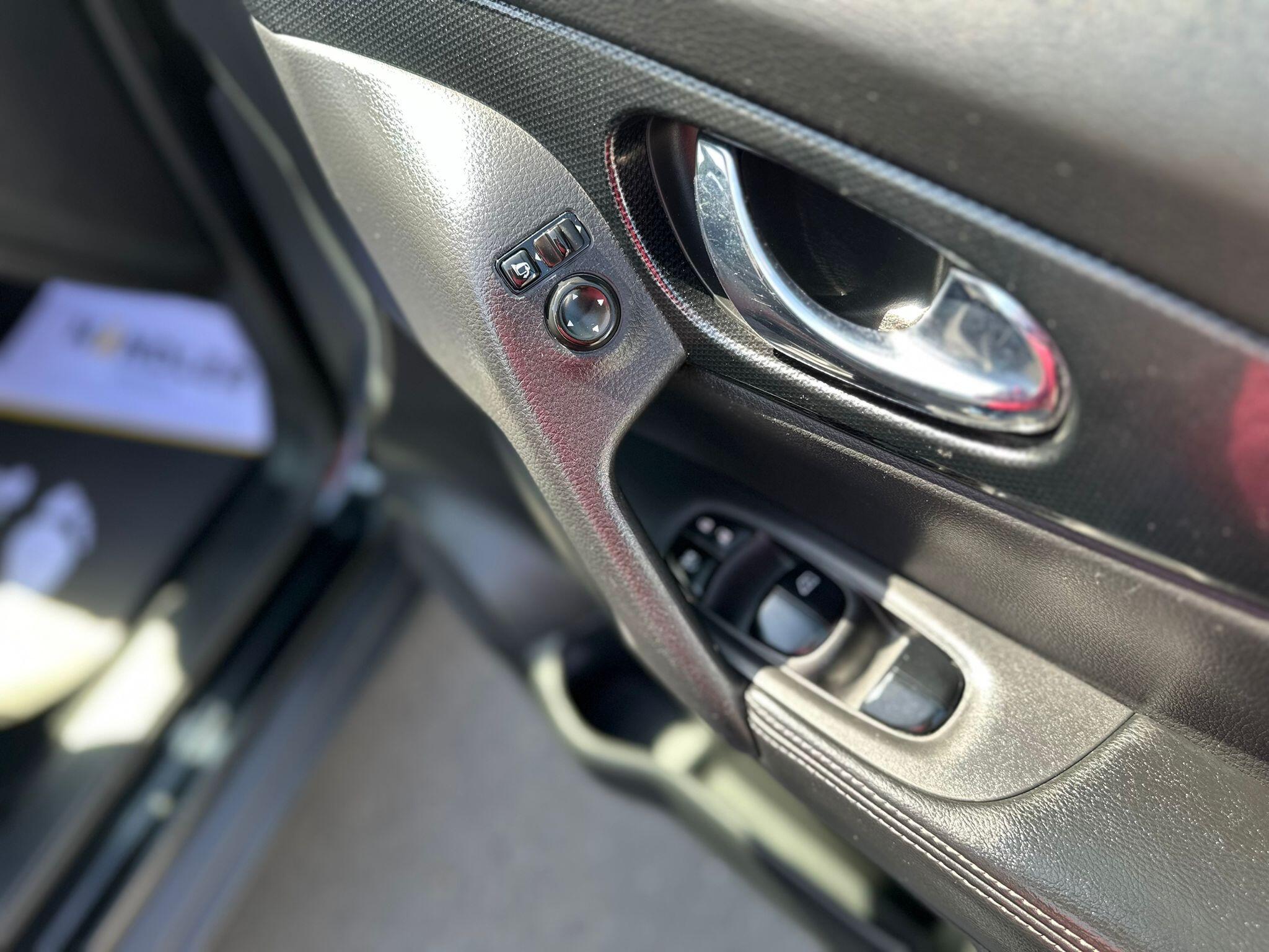 Nissan X-Trail view 18