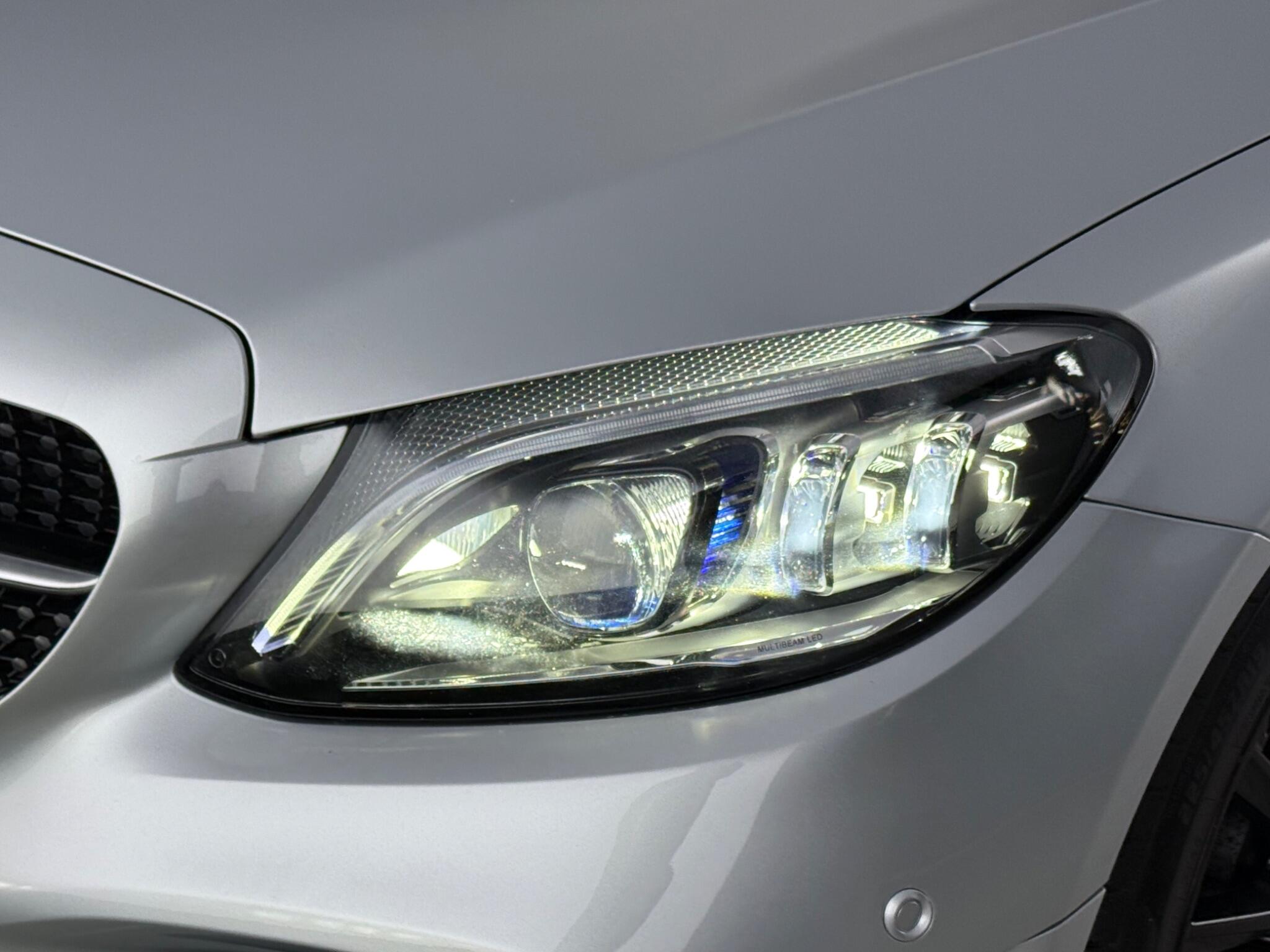 Mercedes-Benz C-Class view 12